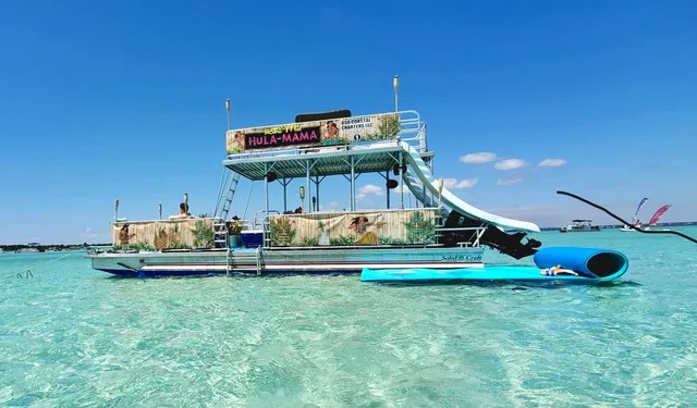 Rent a Solid Craft pontoon in Fort Walton Beach, FL near me