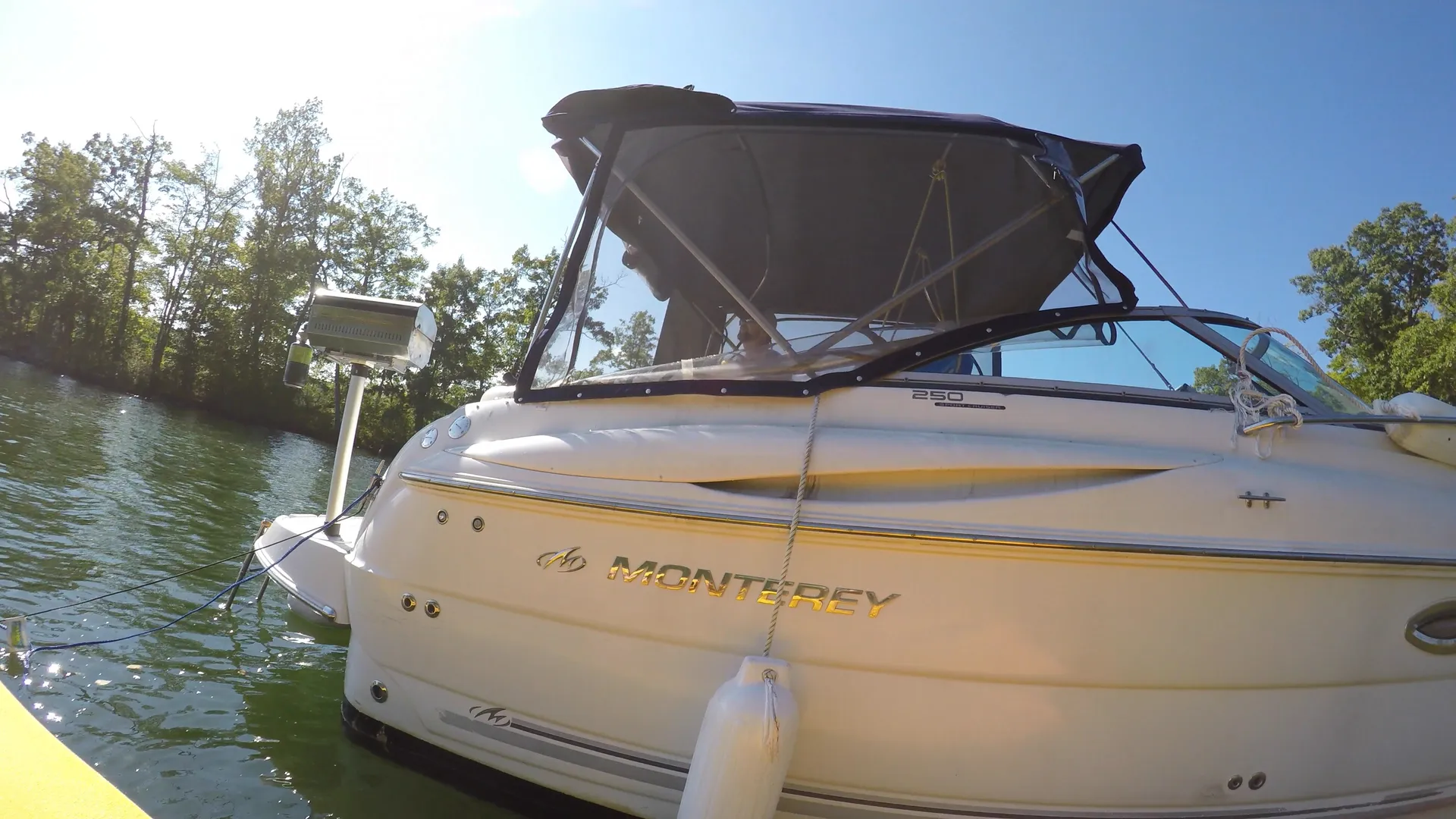 Where Summer Memories Are Made  - Beautiful, Clean 26 Foot Cruiser