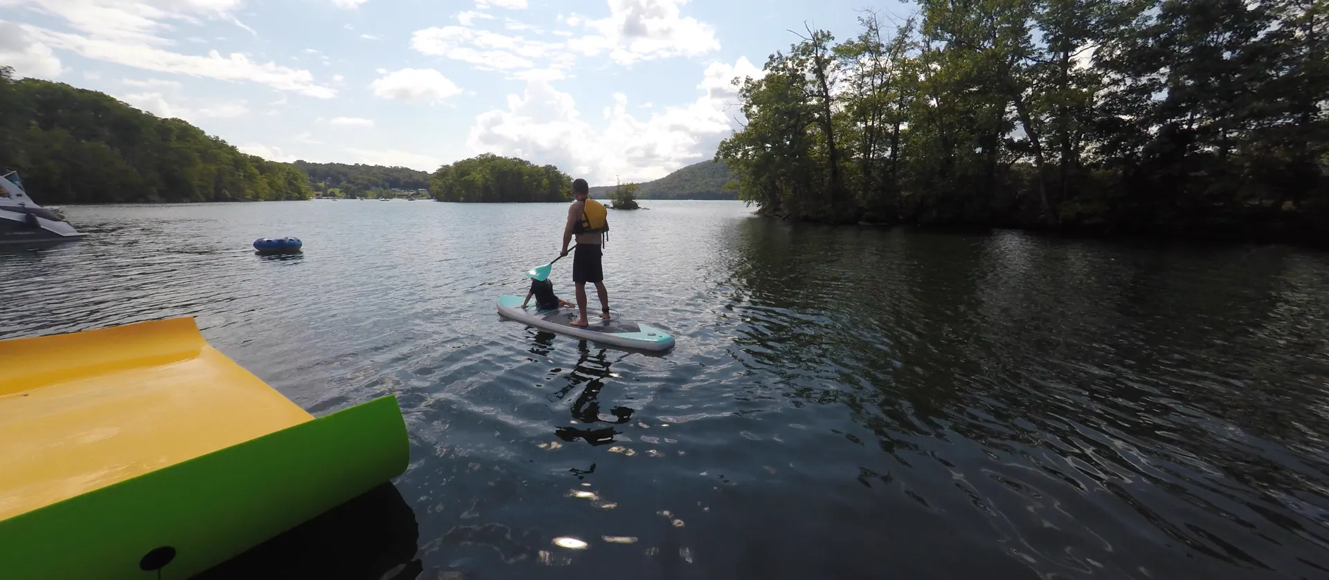 Where Summer Memories Are Made  - Beautiful, Clean 26 Foot Cruiser