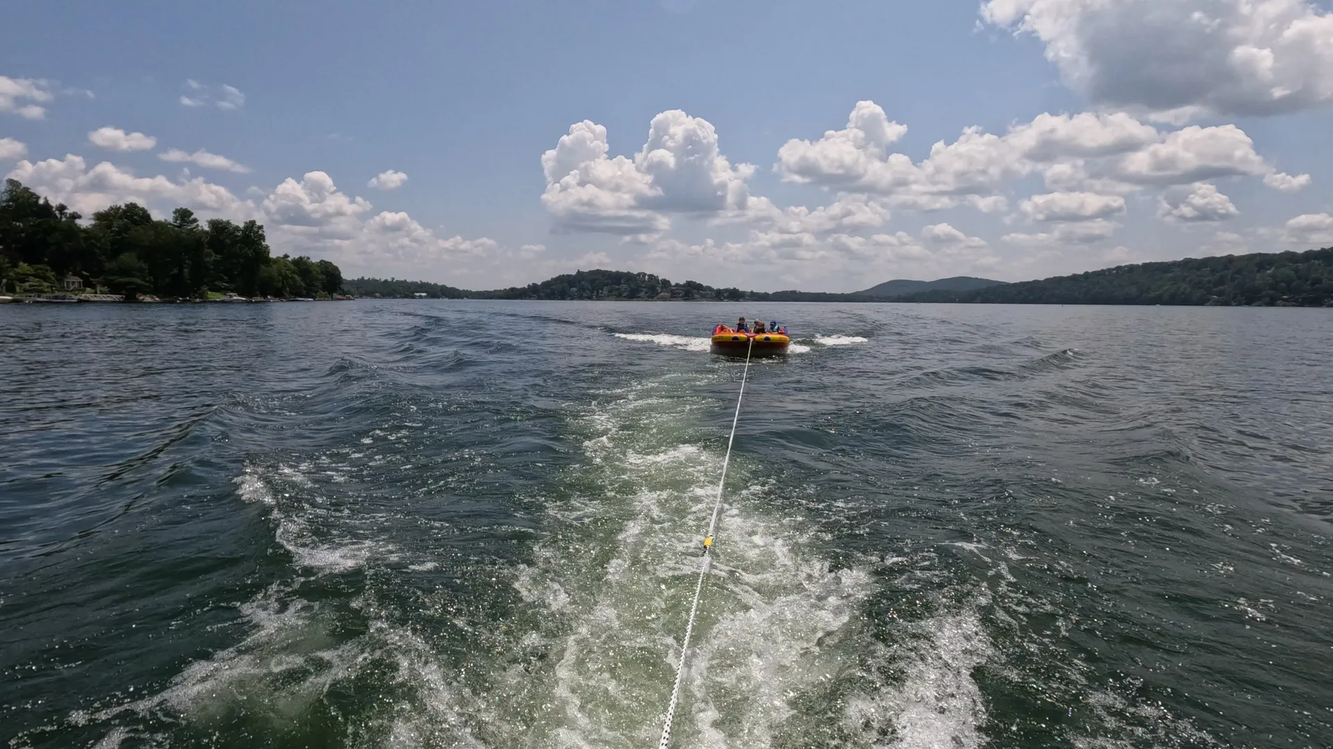 Where Summer Memories Are Made  - Beautiful, Clean 26 Foot Cruiser