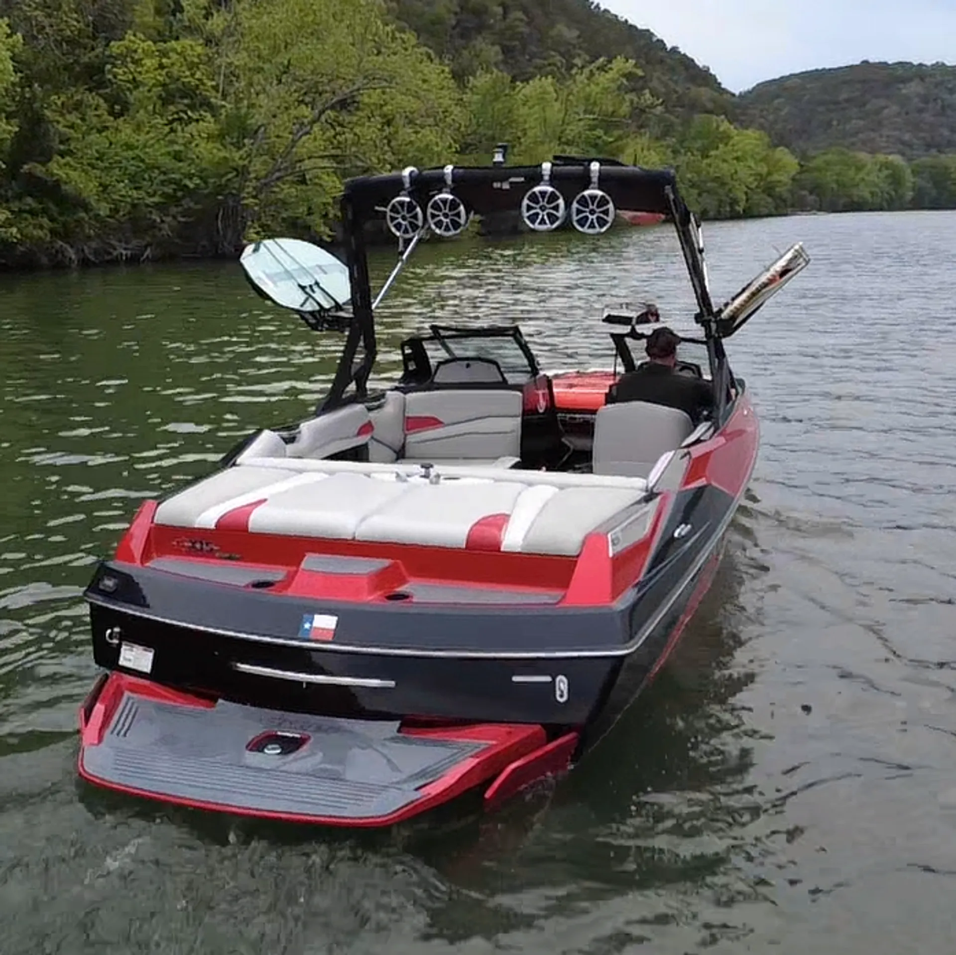 Captained Axis A22 Wake Boat – Lake Austin, Surf and Tube