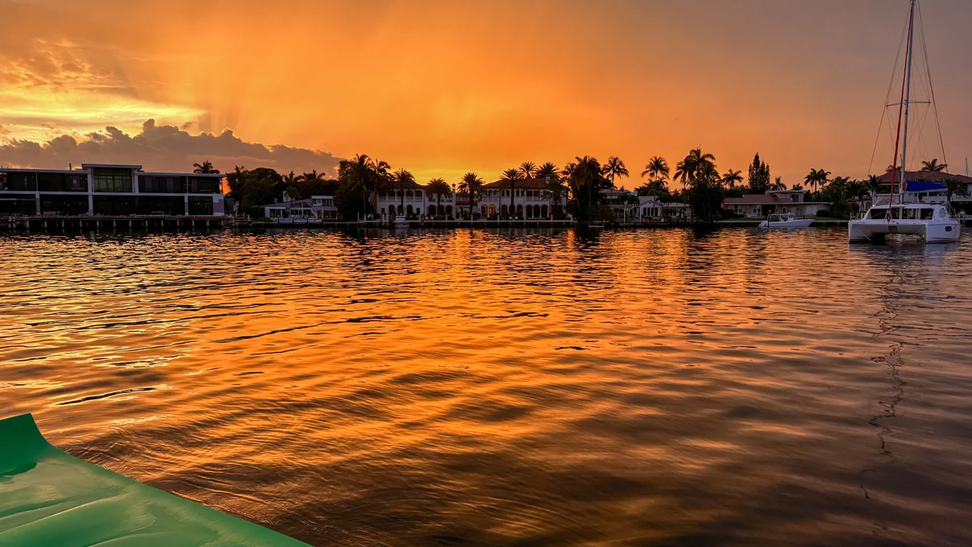 🏅Tour Millionaires Row and Visit the Sandbar