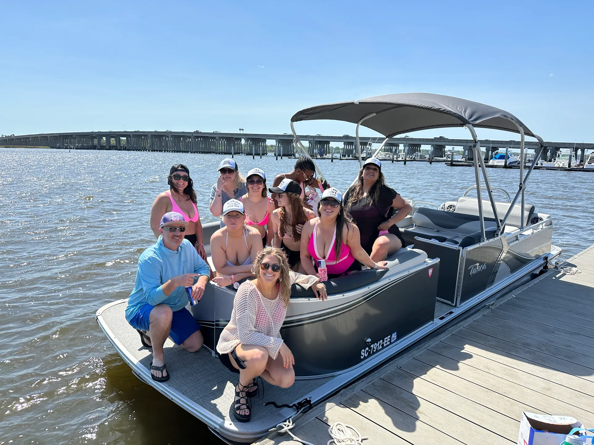 Brand New Beautiful Tritoon, for Partying, Tubing, fishing or relaxing