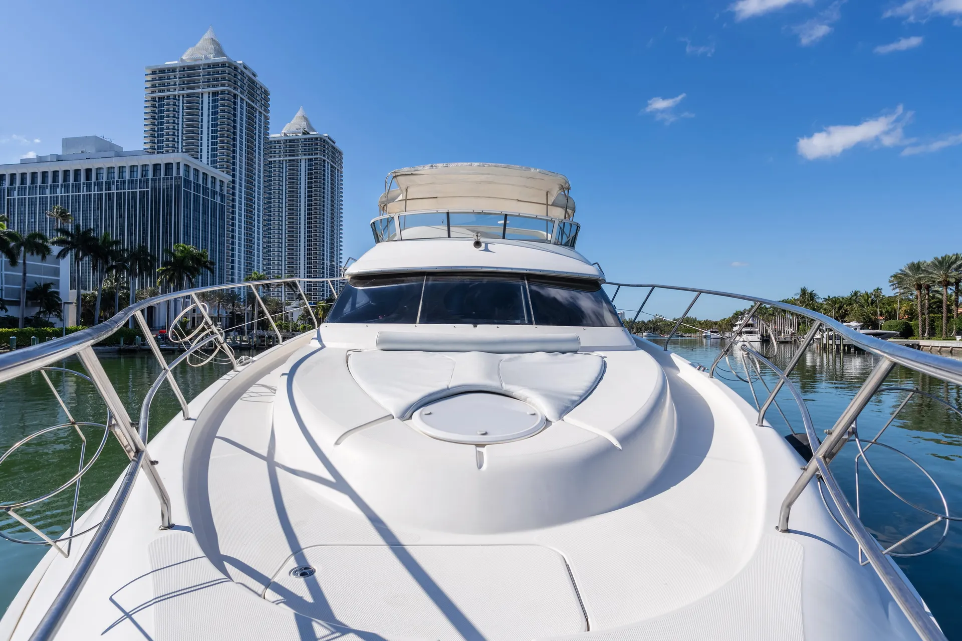 46” SPORT BRIDGE YACHT