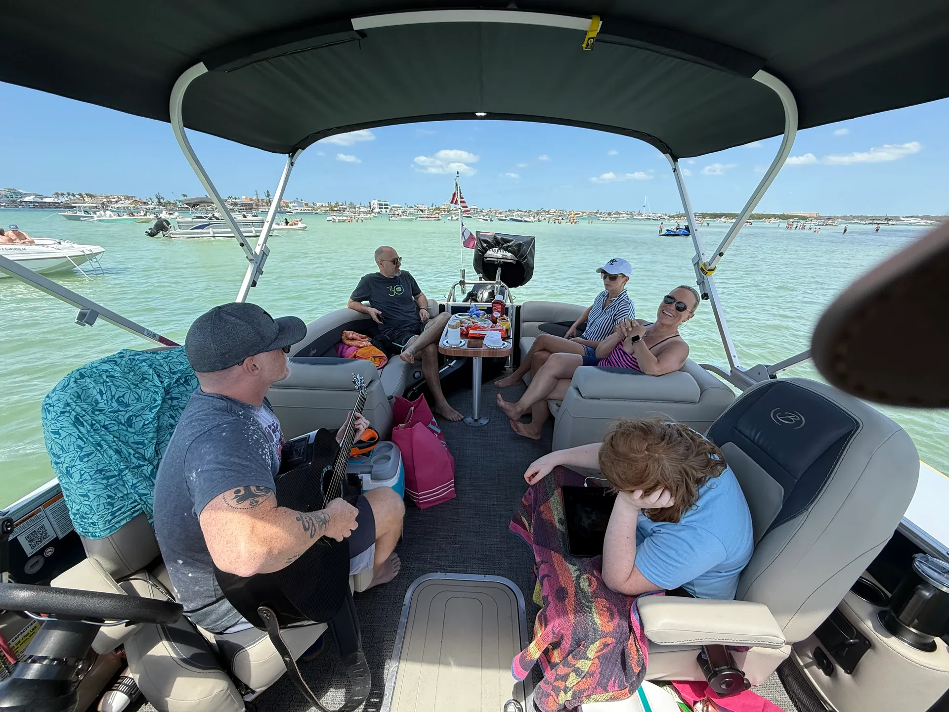 Lux For Less
Agua Blu Charters