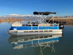 2024 Montego Bay Tritoon Lake Fun, Fishing & Tubing Saratoga Springs