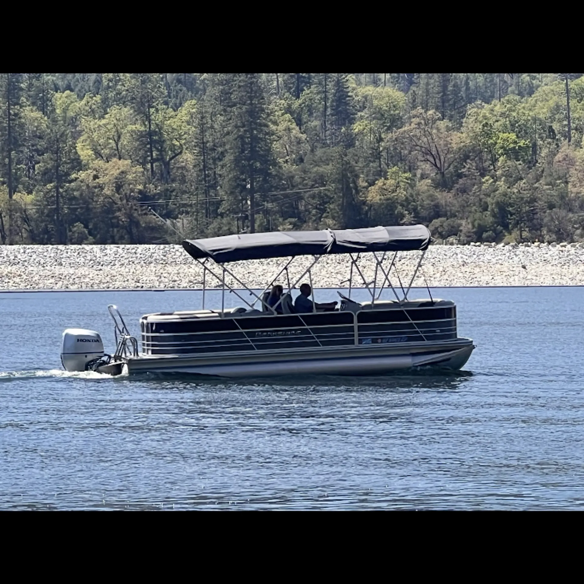 2021 Berkshire 24RFX CTS TriToon For rent in Bass Lake ca,