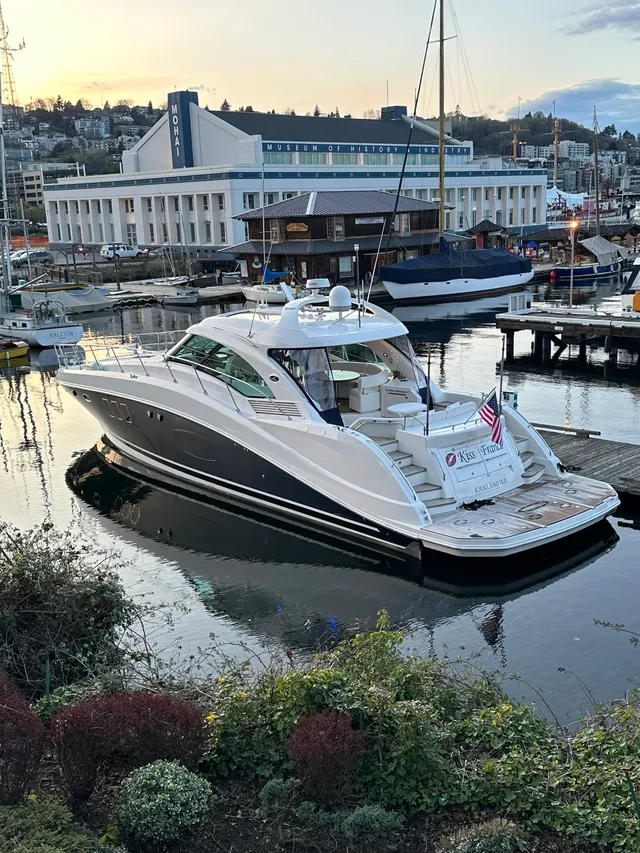 Rent a Sea Ray Boats cruiser in Kirkland, WA near me