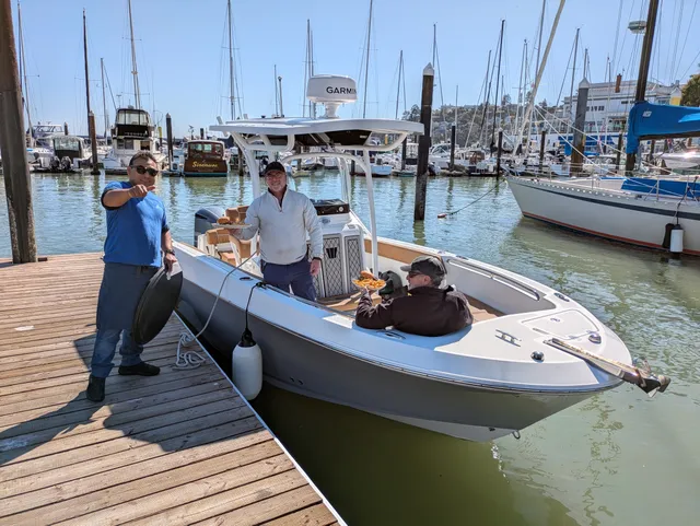 Rent a WELLCRAFT performance fishing in Oakland, CA near me