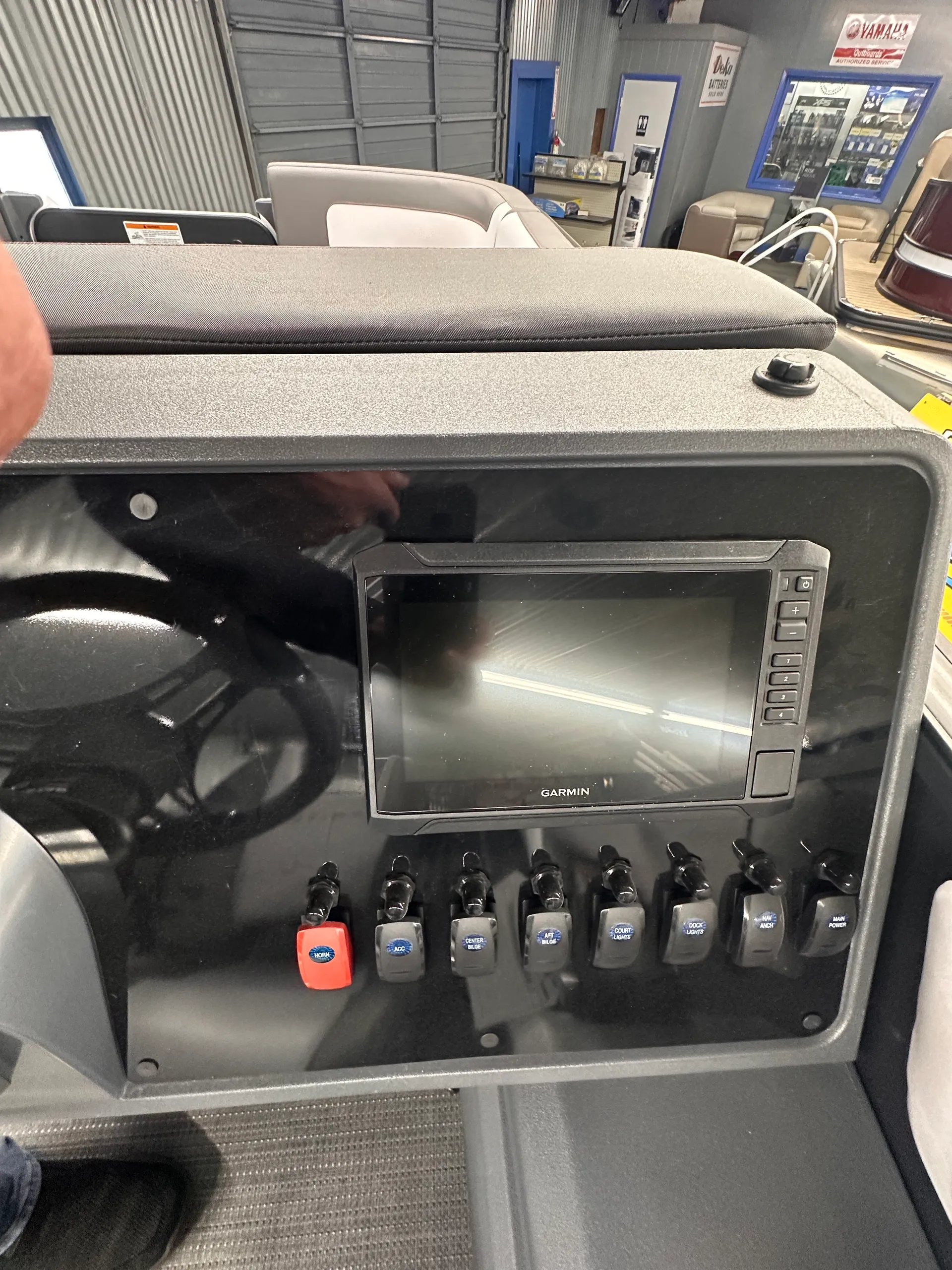 2024 Manitou Cruise Switchback 22 Max Pontoon *Private Side Only*