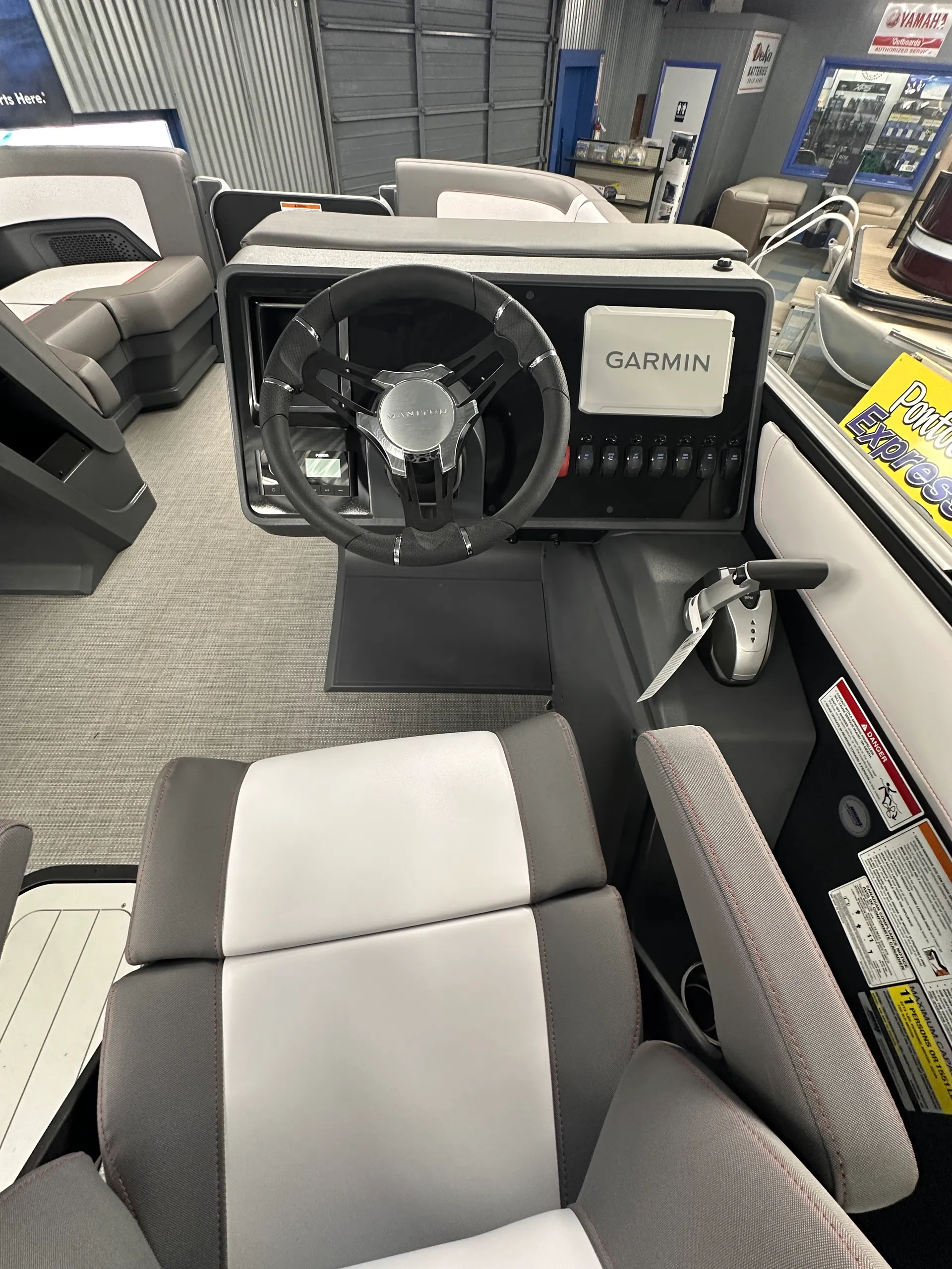 2024 Manitou Cruise Switchback 22 Max Pontoon *Private Side Only*