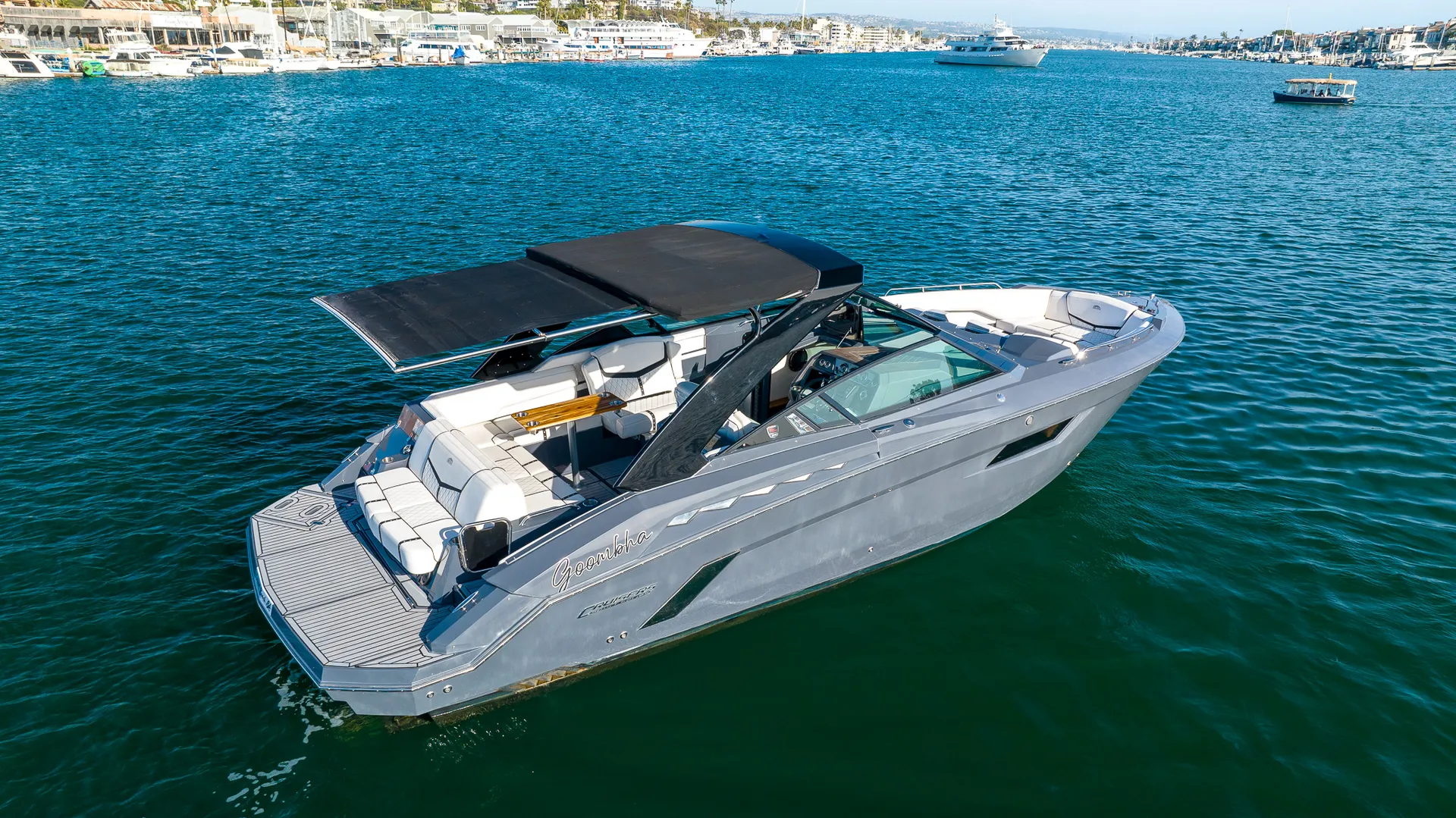 Cruisers Yachts 34 GLS in Avalon, CA — photo 8