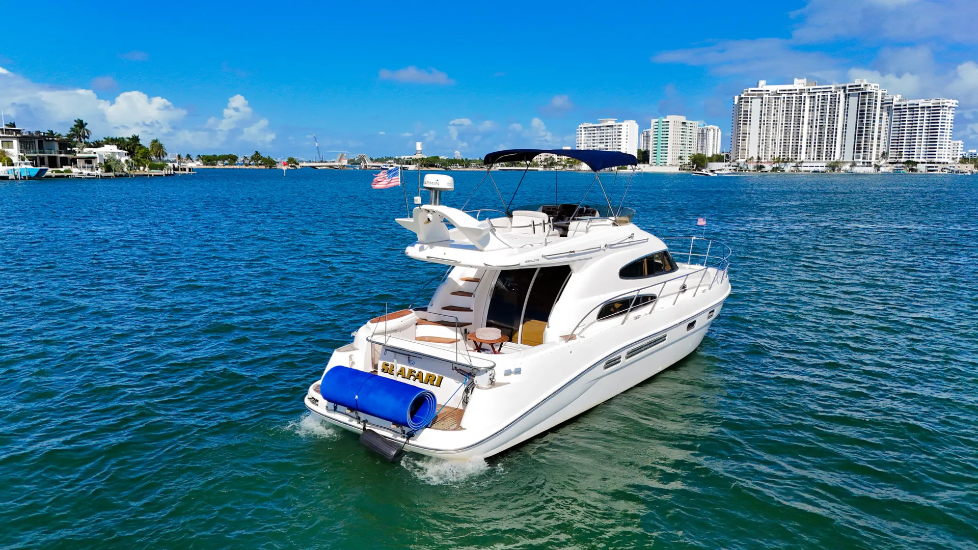  Miami 50ft luxurious Yacht . Jetski available