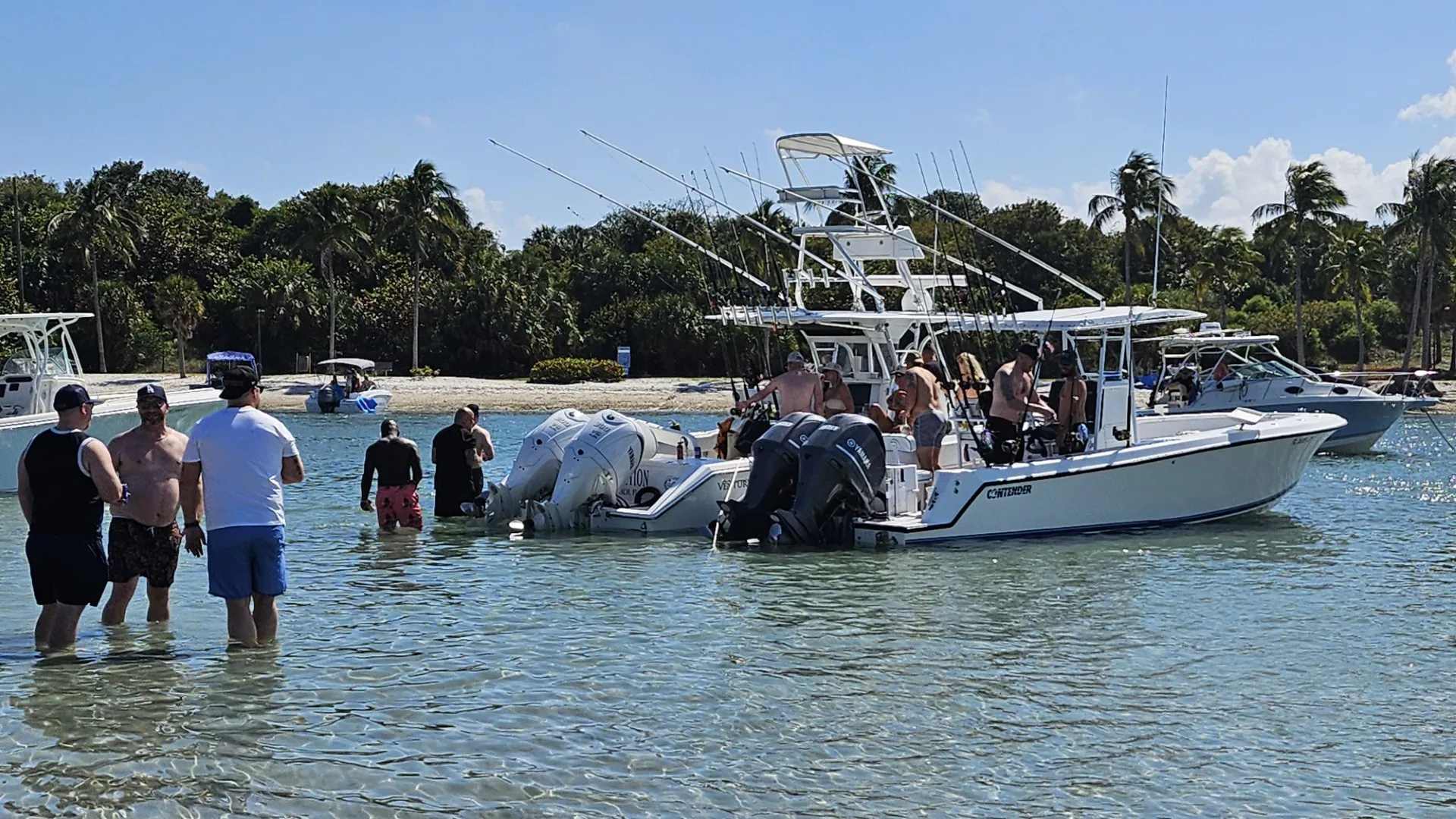 Cruising, Fishing or Anchoring in the beautiful Palm Beach Florida 