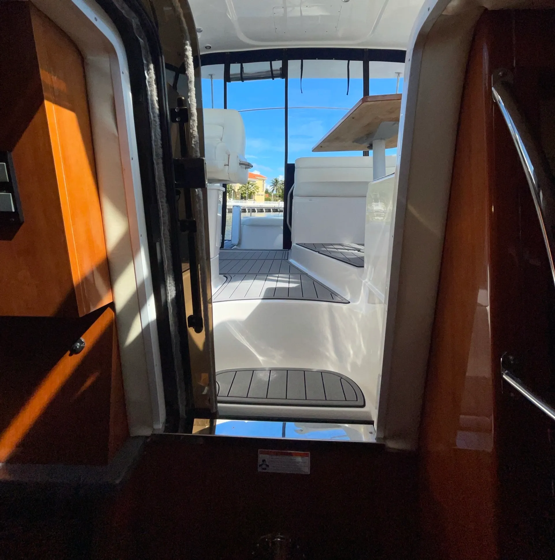 48ft Regal Luxury Yacht – Peanut Island/West Palm