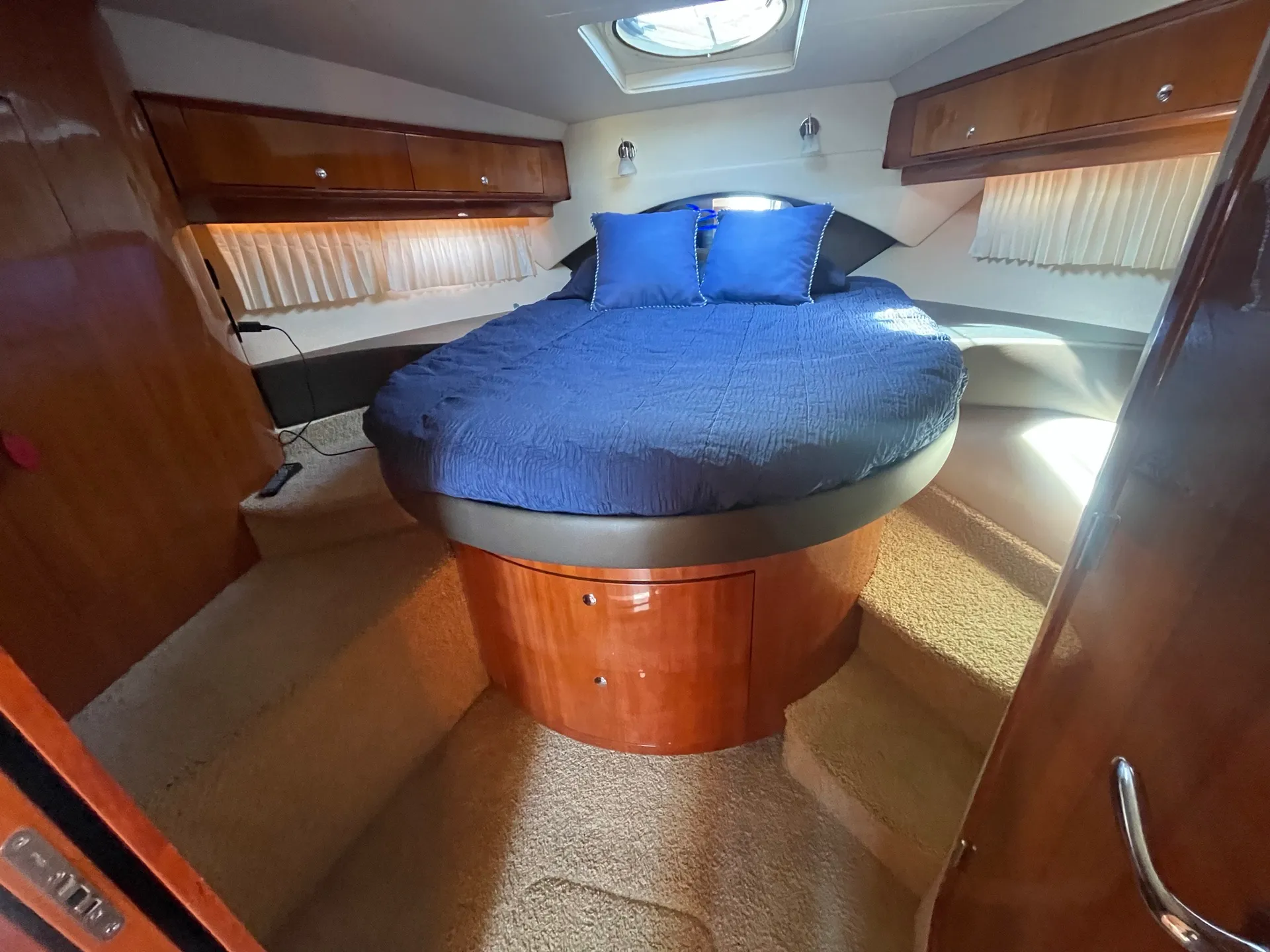48ft Regal Luxury Yacht – Peanut Island/West Palm