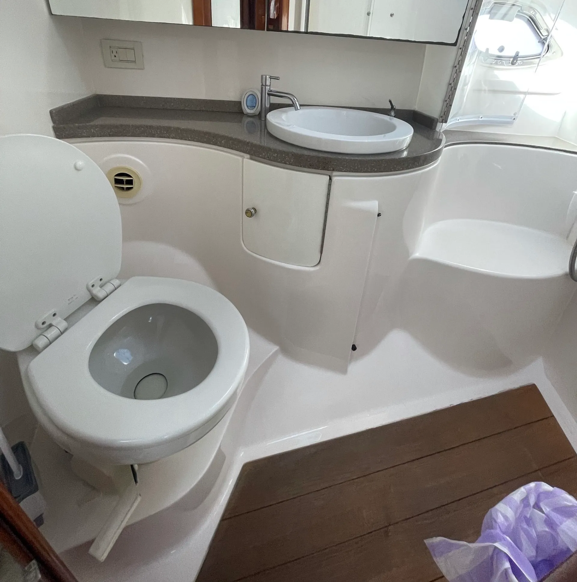 48ft Regal Luxury Yacht – Peanut Island/West Palm