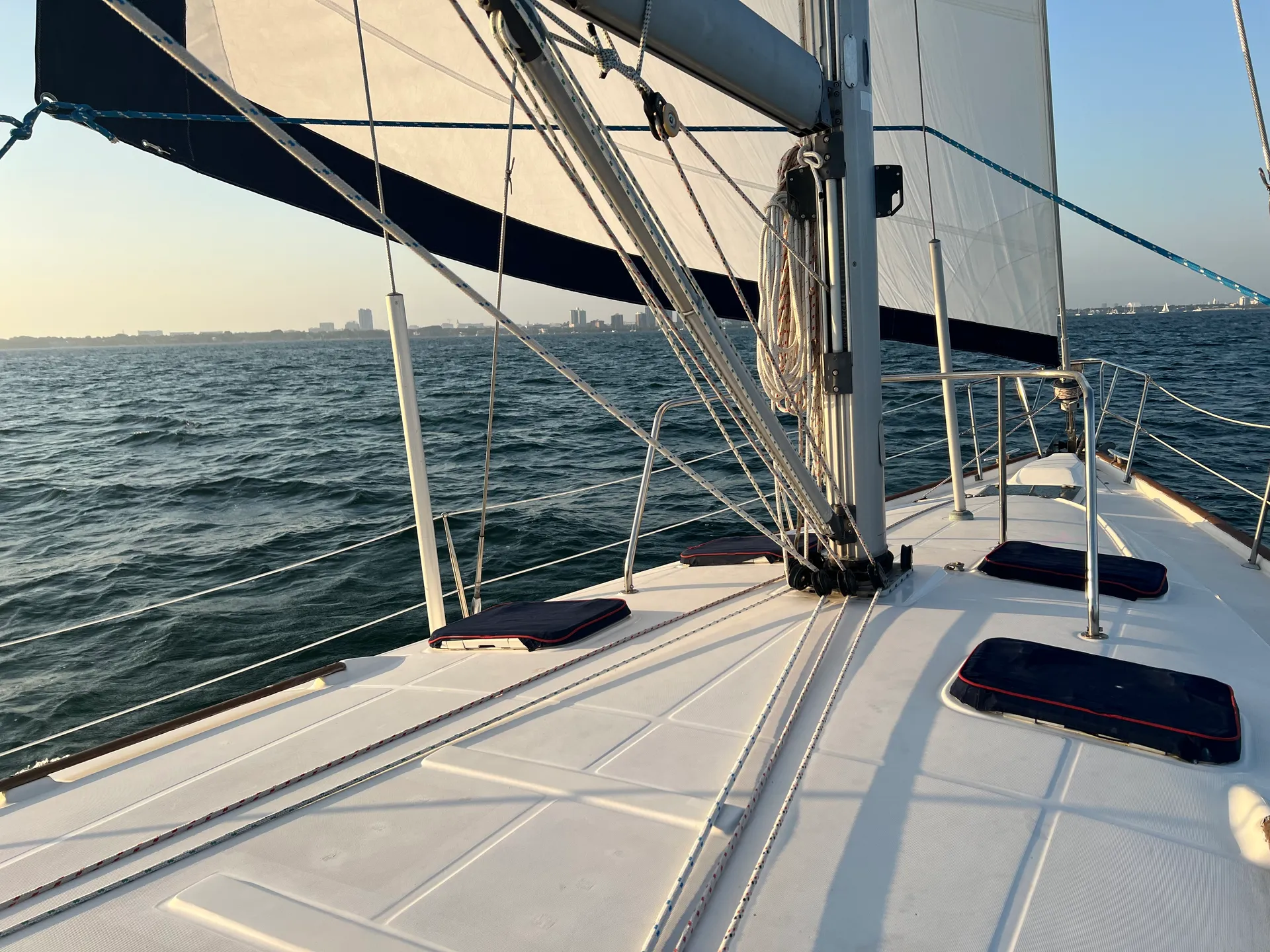 Luxury 47 feet Beneteau Yacht - Miami