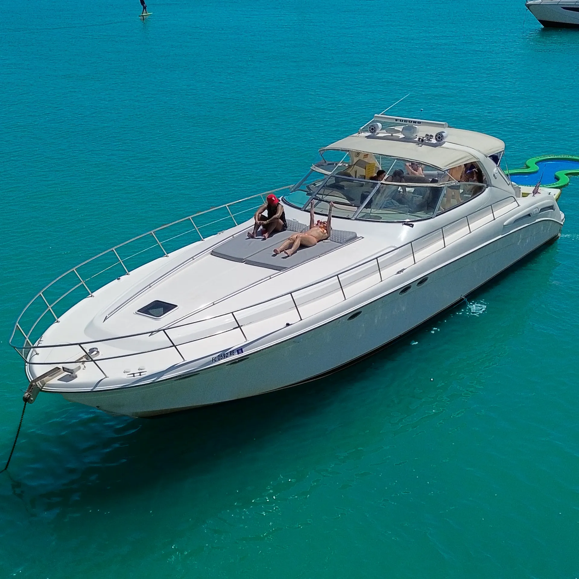 SPACIOUS 60' SEA RAY WITH 1 FREE HOUR MONDAY-THURSDAY