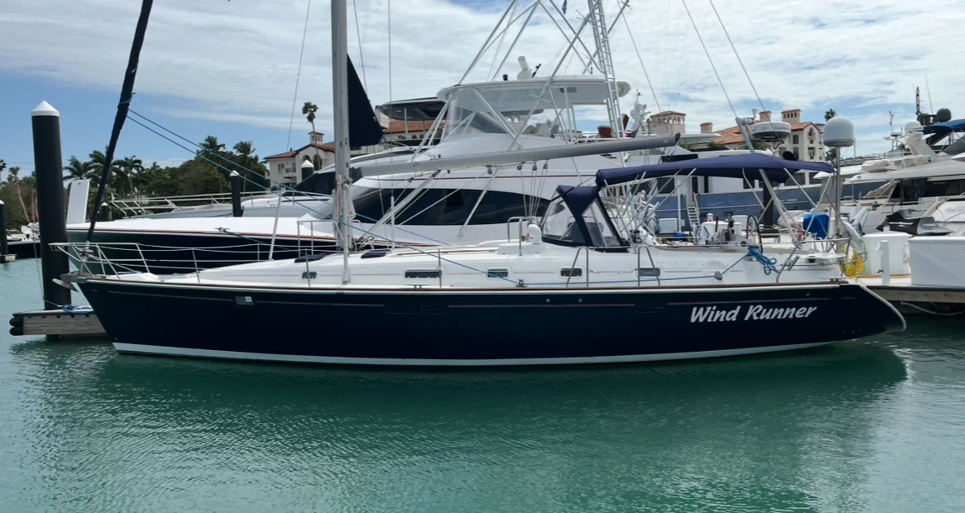 Luxury 47 feet Beneteau Yacht - Miami