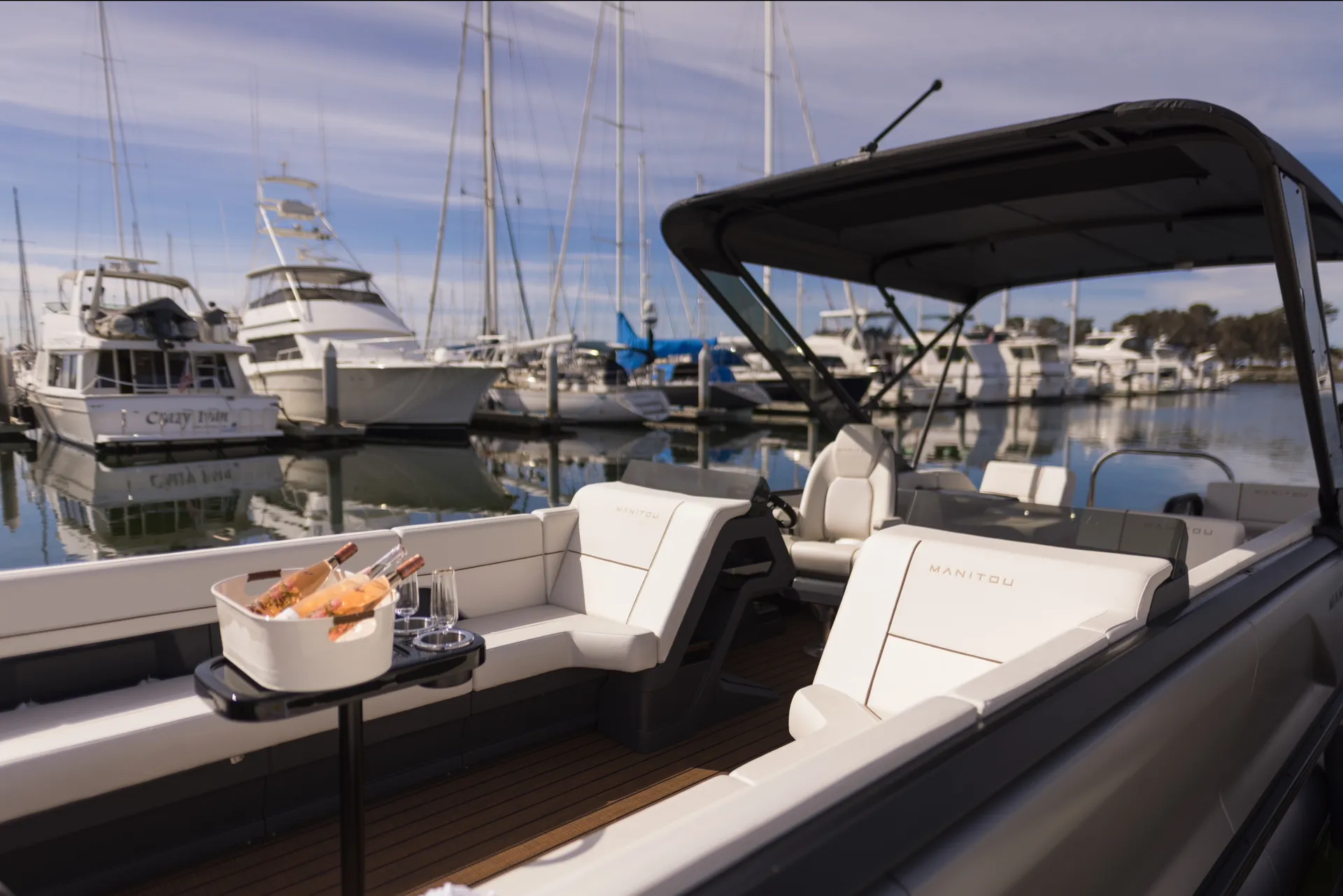 Your VIP Escape on Sea La Vie - Luxury Pontoon, Captain Included