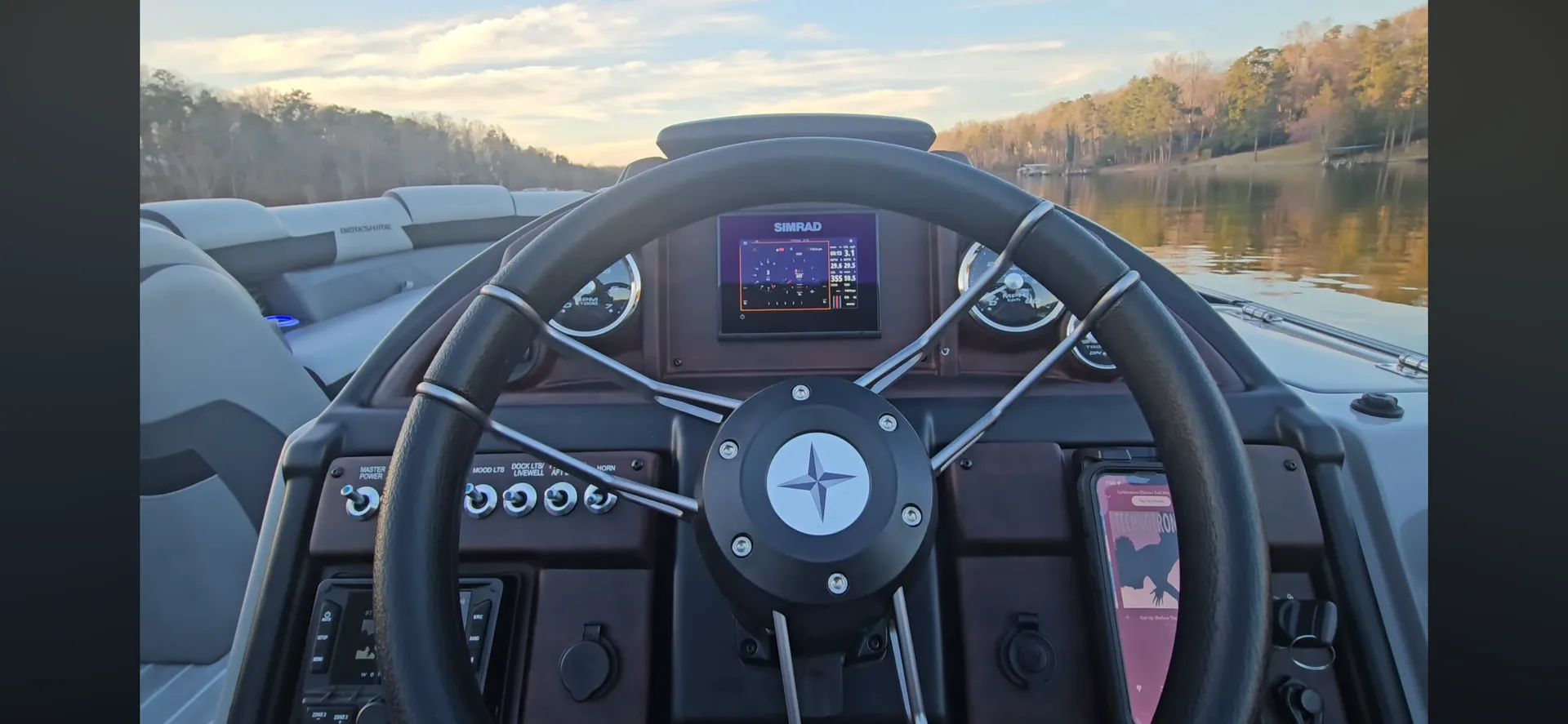 **Stunning 25FT Berkshire Tri-toon with 250HP and a High Top BAR. Wow!
