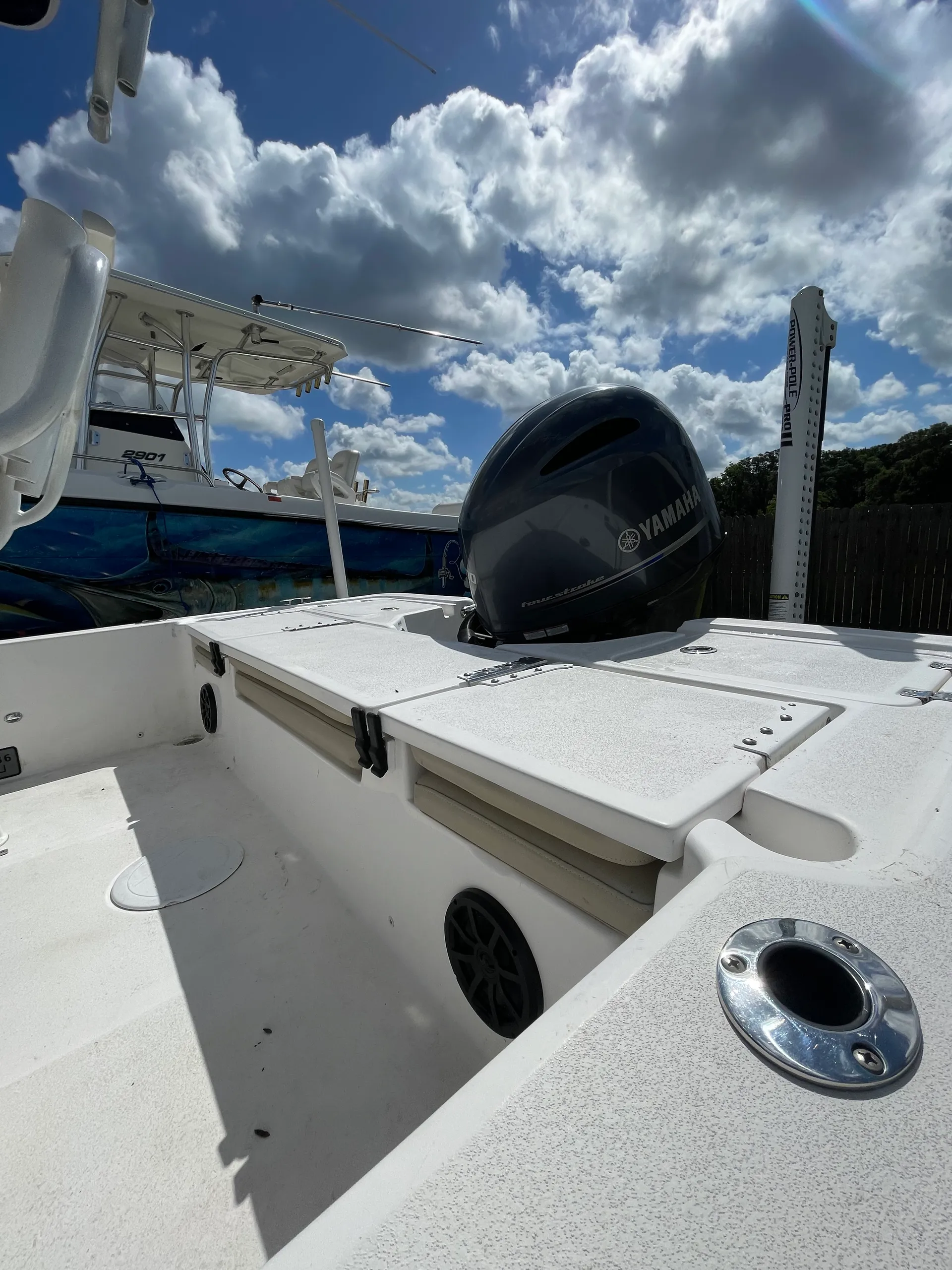 22’ Sea Fox Bay Boat with Power Pole, Jack Plate and Trolling Motor