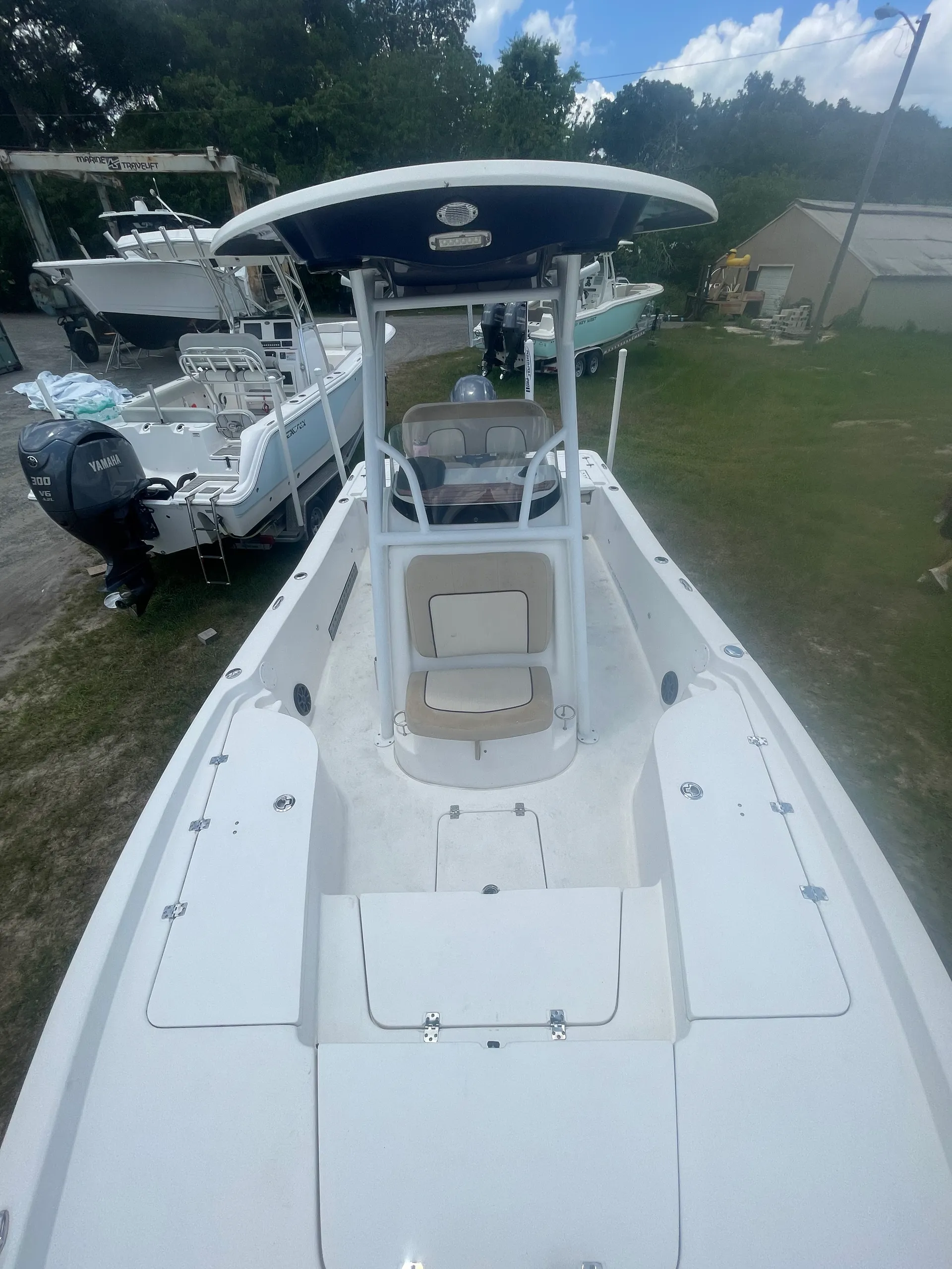 22’ Sea Fox Bay Boat with Power Pole, Jack Plate and Trolling Motor