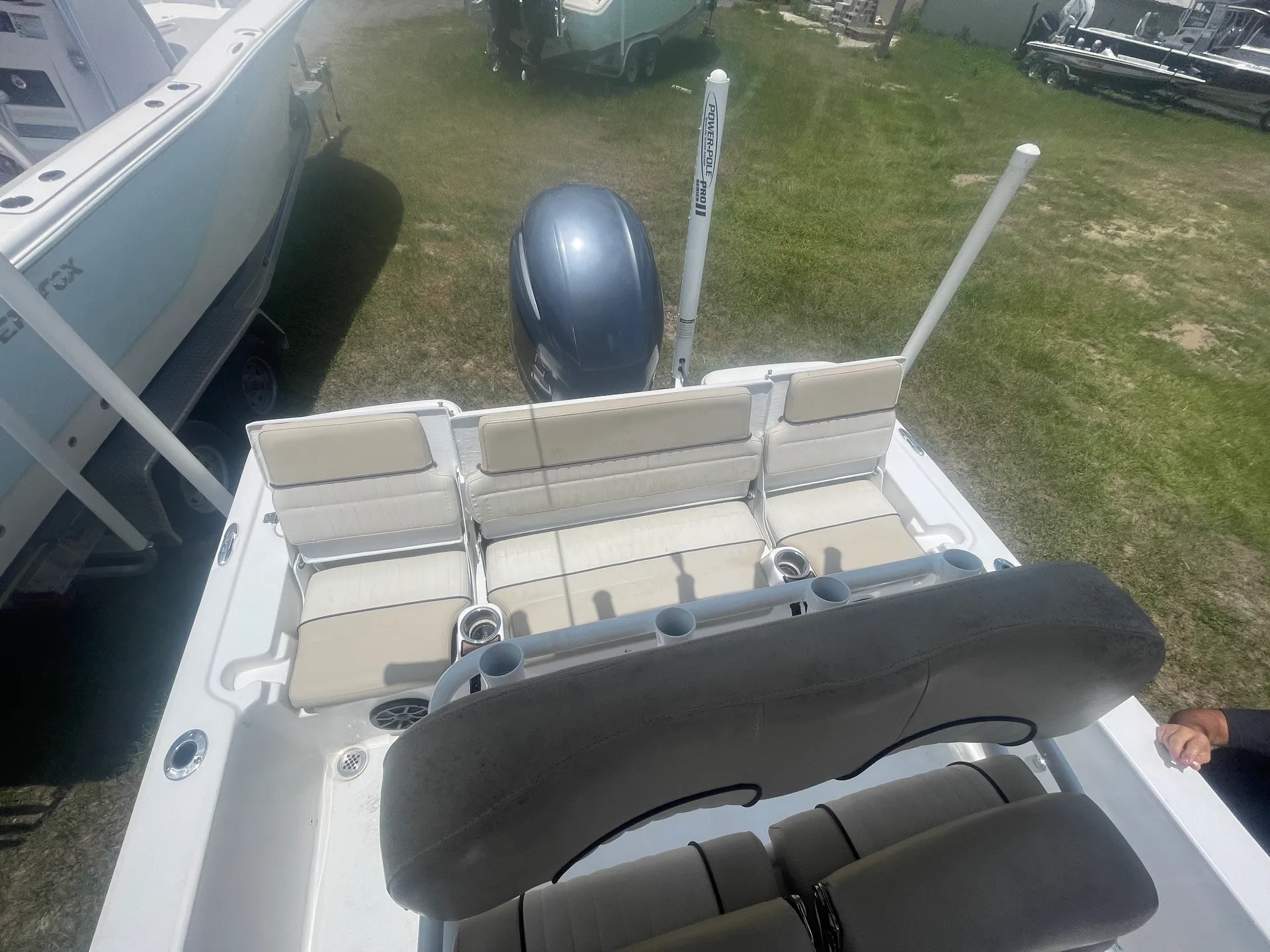 22’ Sea Fox Bay Boat with Power Pole, Jack Plate and Trolling Motor