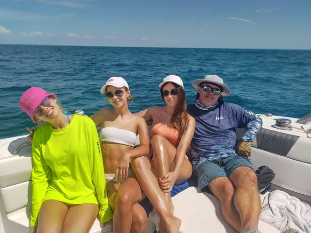 Rent a Wellcraft center console in Sarasota, FL near me
