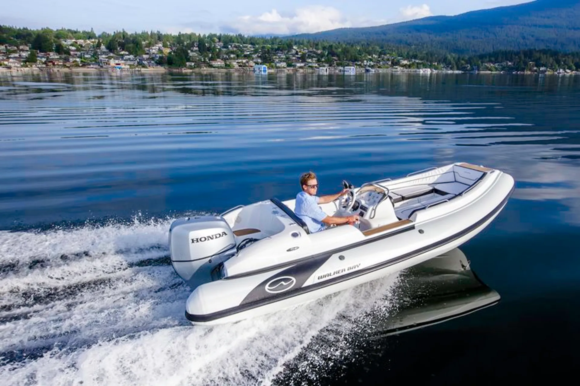 Walker Bay Boats Generation 525 DLX in Oxford, MD — photo 5