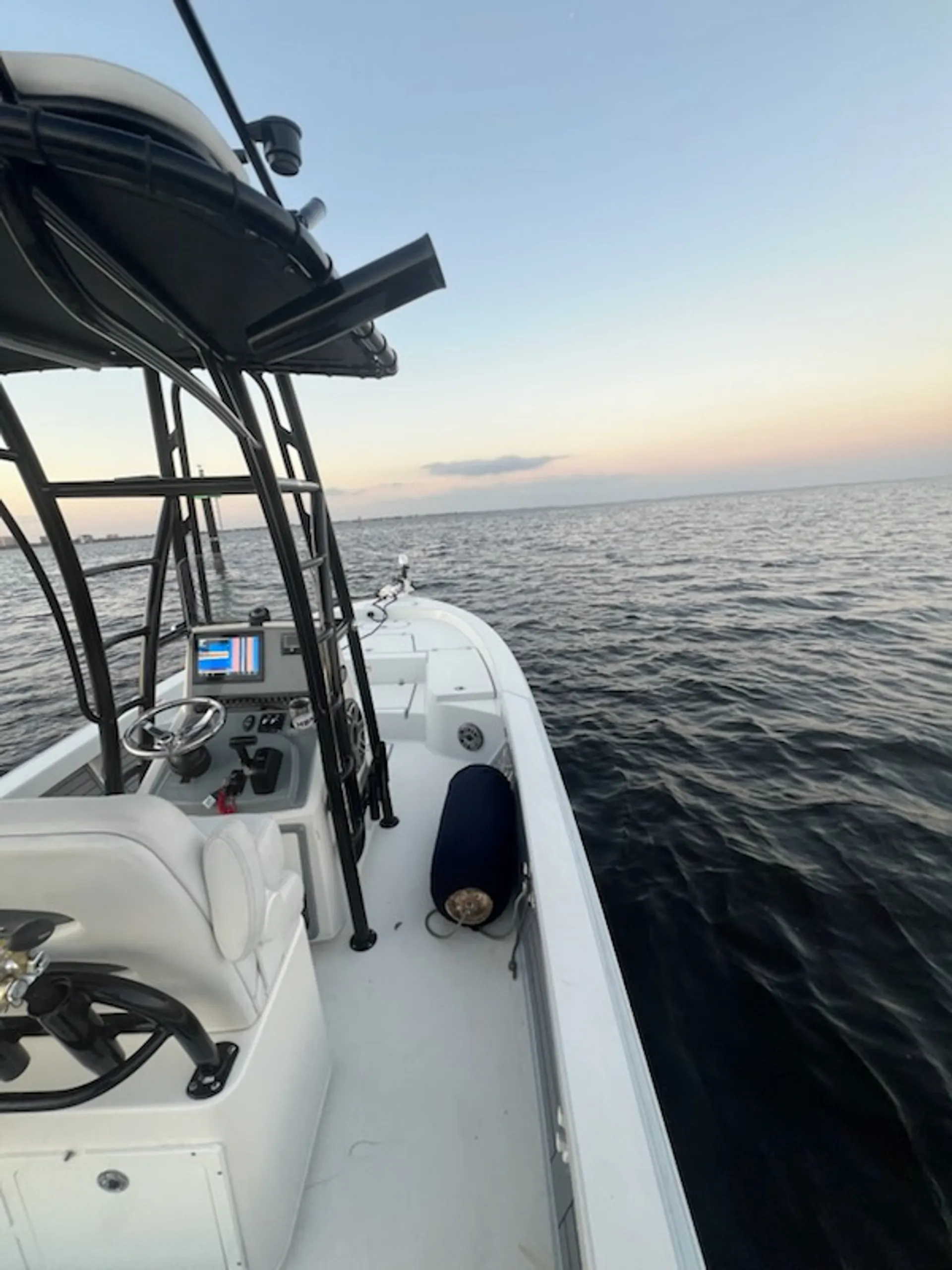 Pathfinder 2600HPS, Fun, Sandbar, Sunrises, sunsets, Sightsee, fish