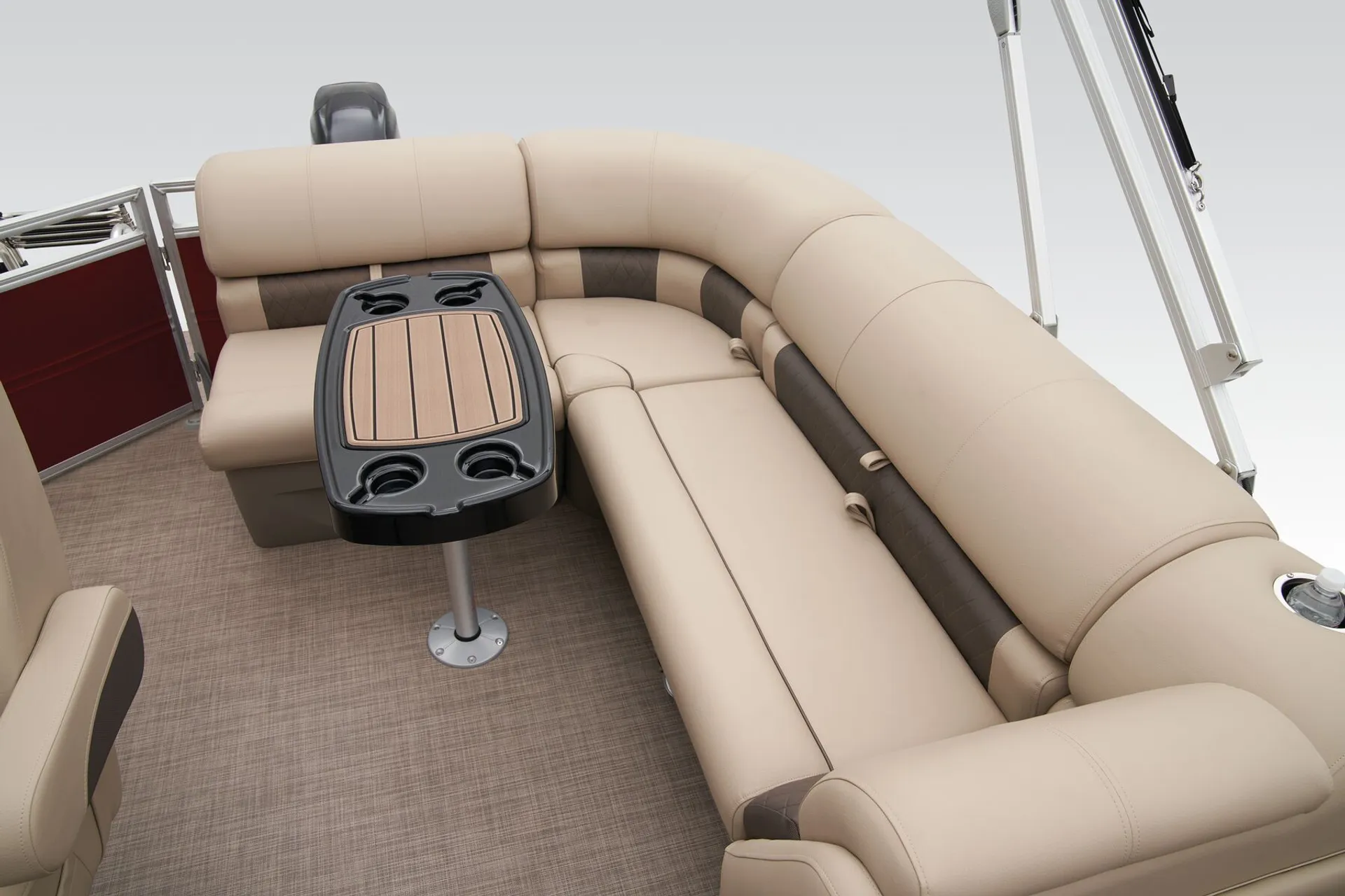 La Reina Imelda Party Barge Fits 10, Free Delivery, Unforgettable Fun