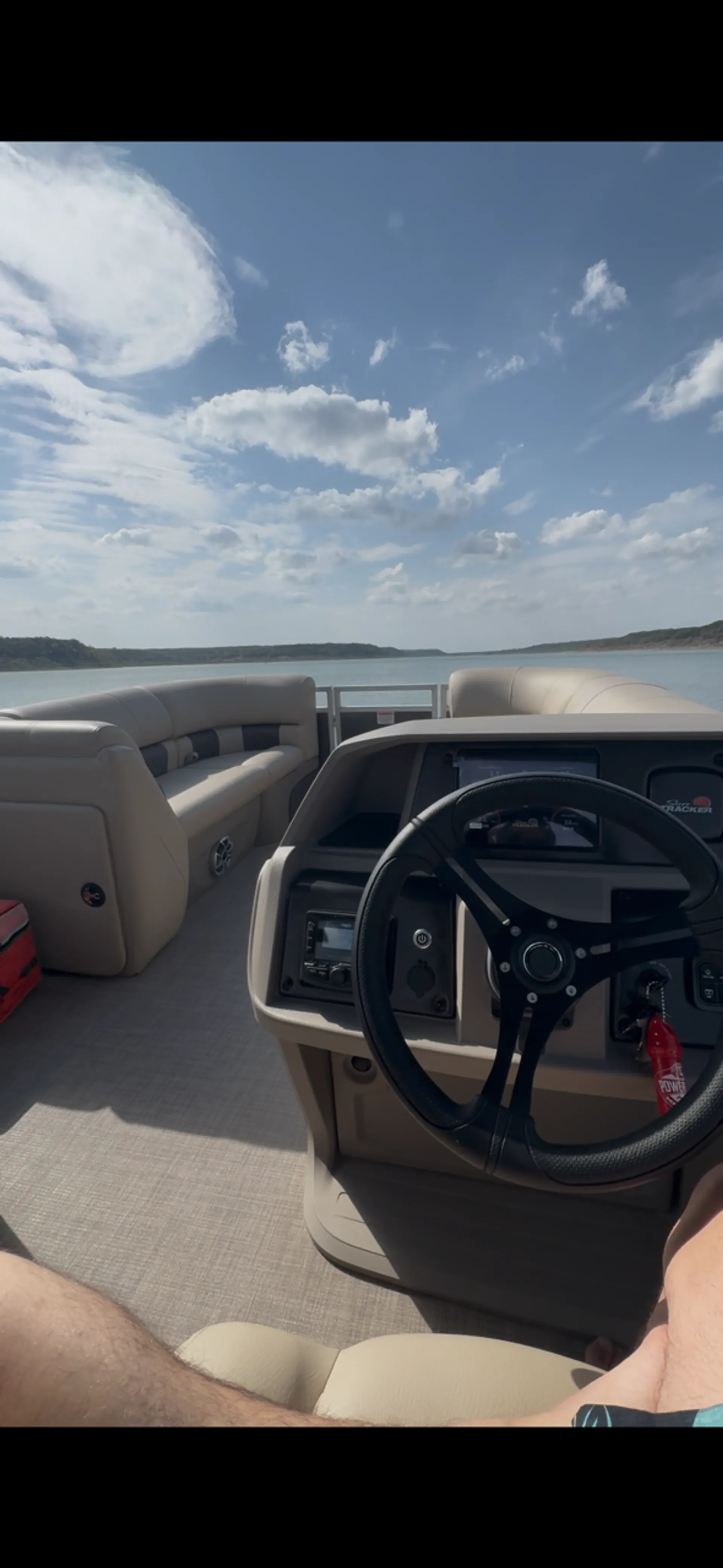 La Reina Imelda Party Barge Fits 10, Free Delivery, Unforgettable Fun