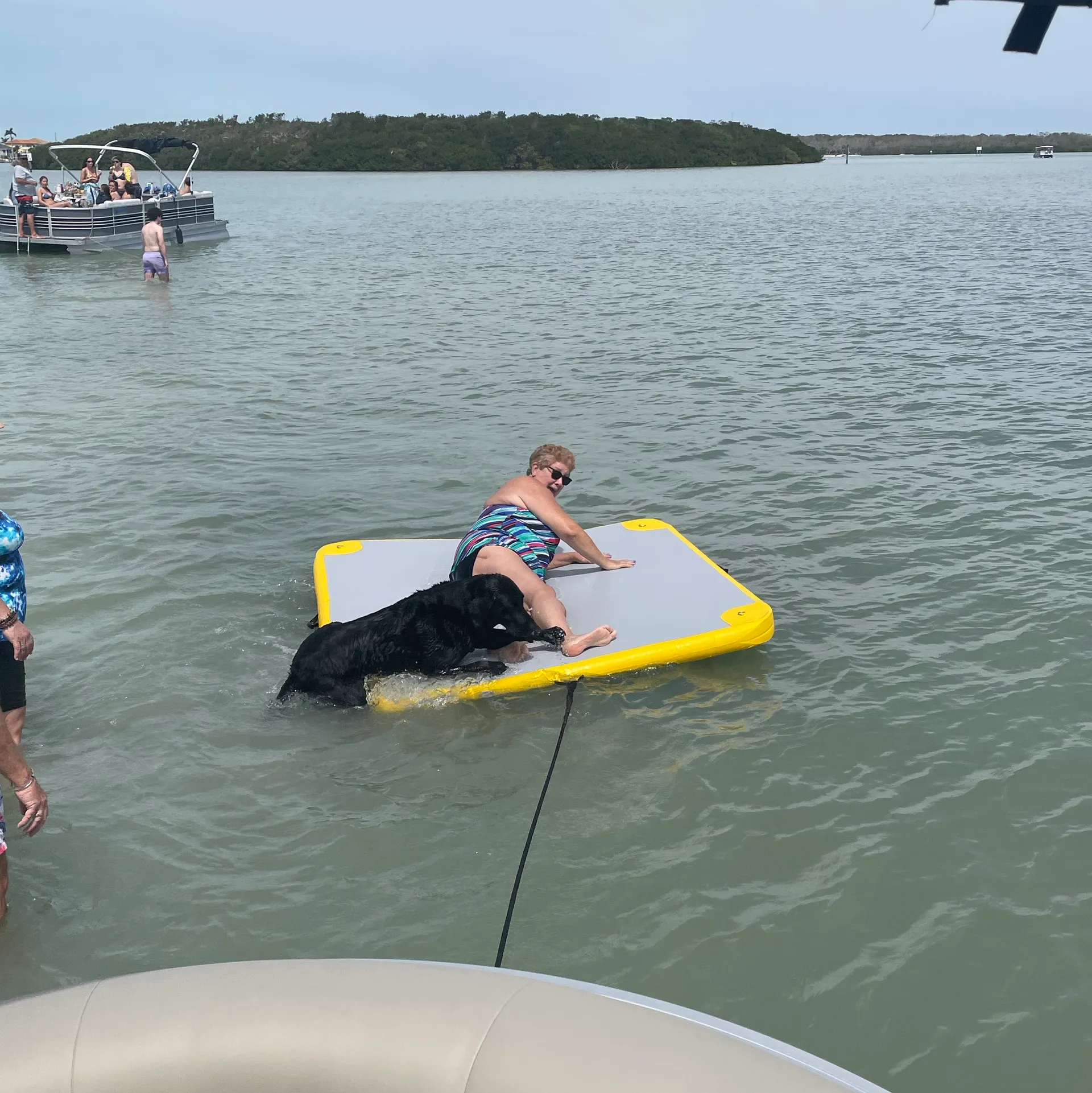 BARLETTA BOATS ARIA A22QC TRITOON in St. Petersburg, FL — photo 9