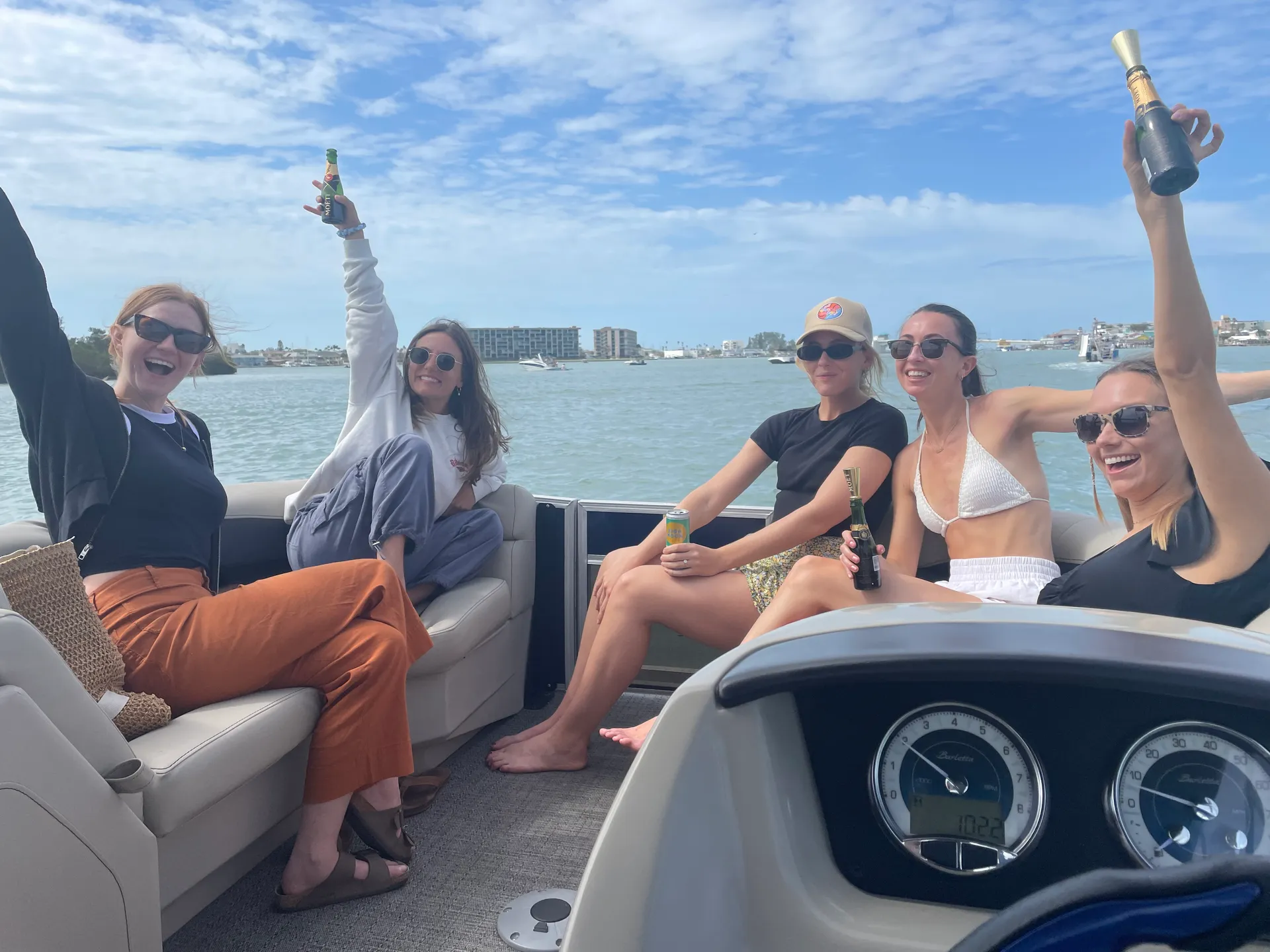 Lux For Less
Agua Blu Charters