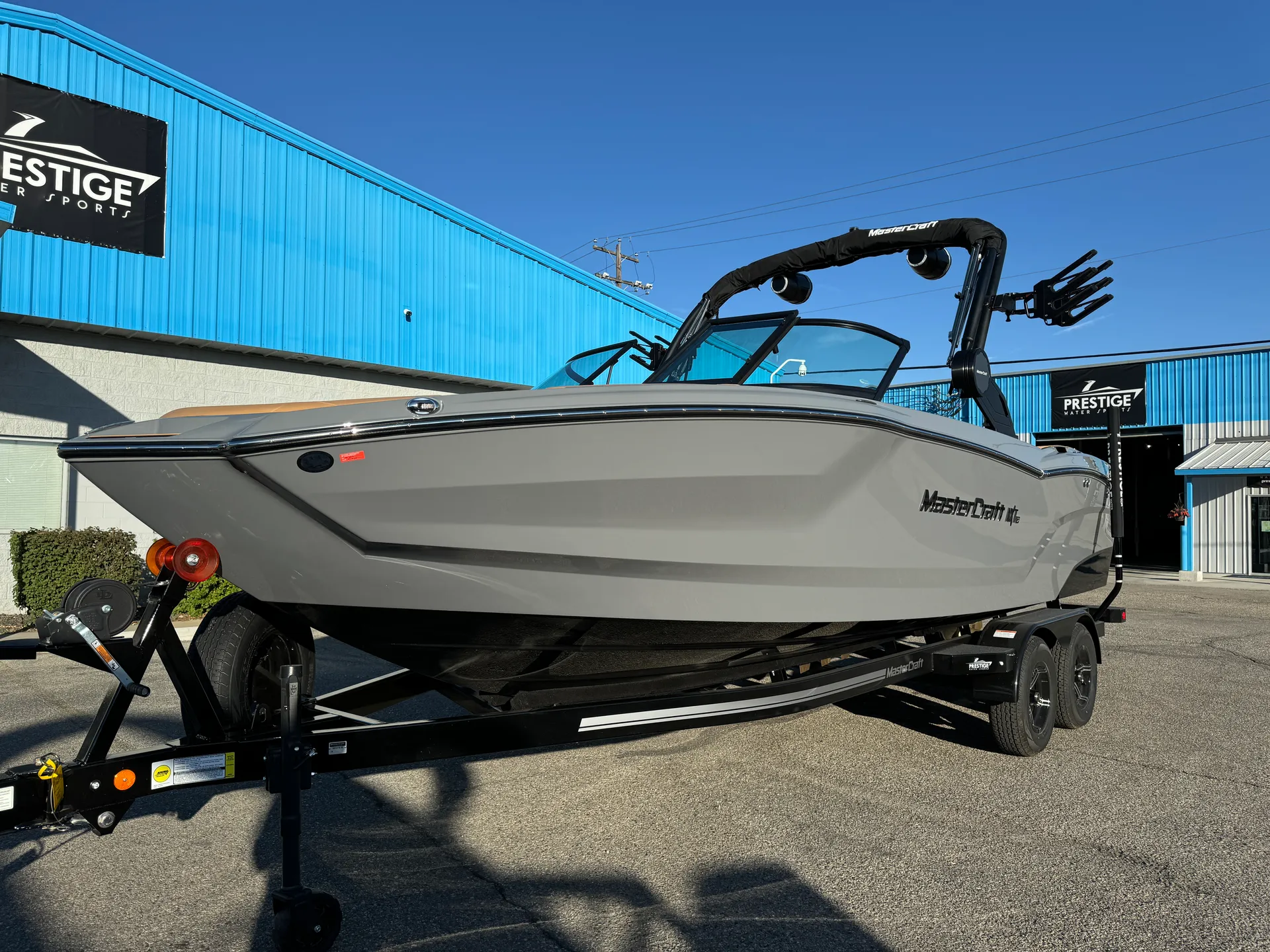 *Brand New* 2025 Mastercraft Surf and Wake Boat