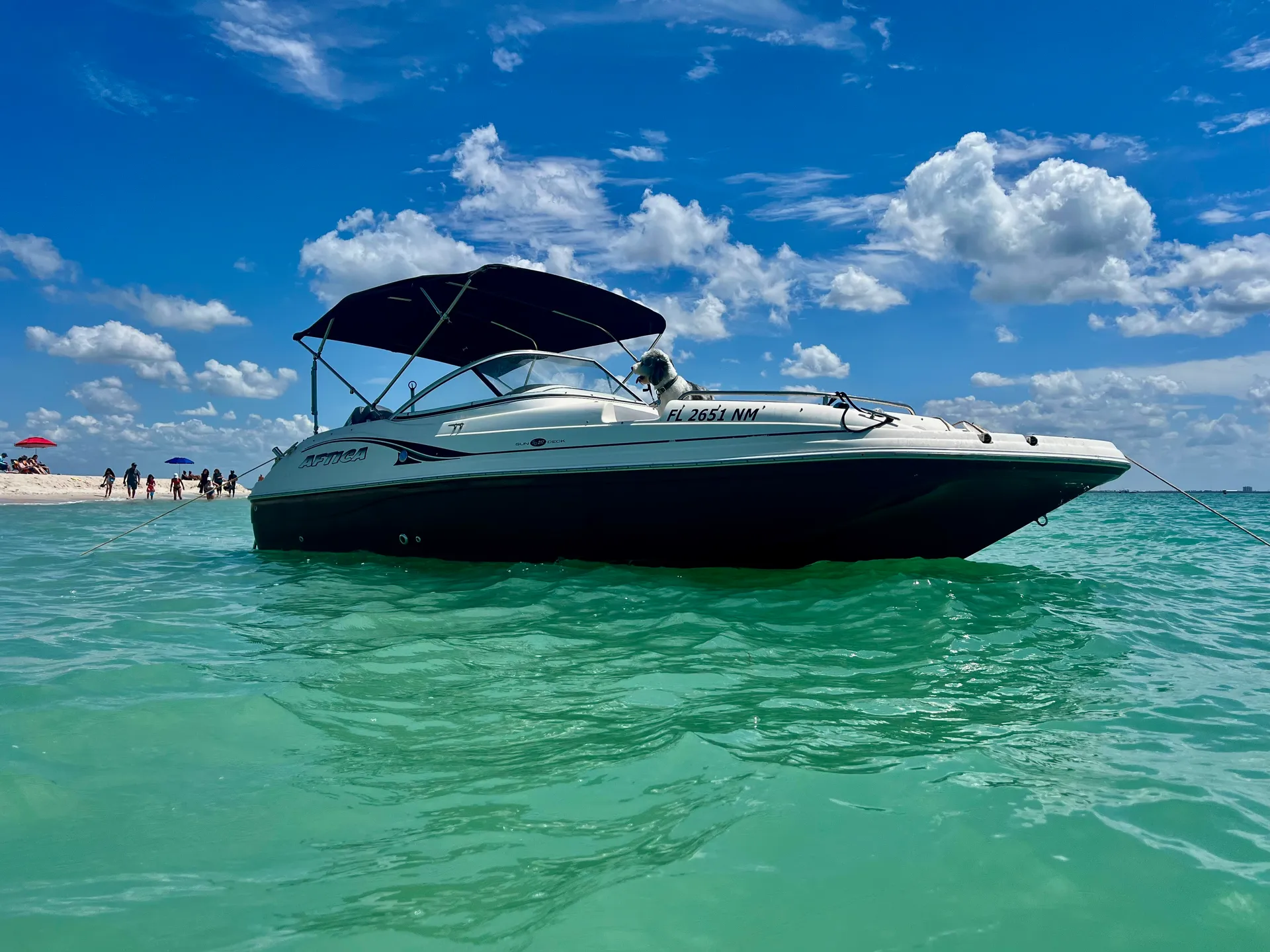 21’ Hurricane SD 217