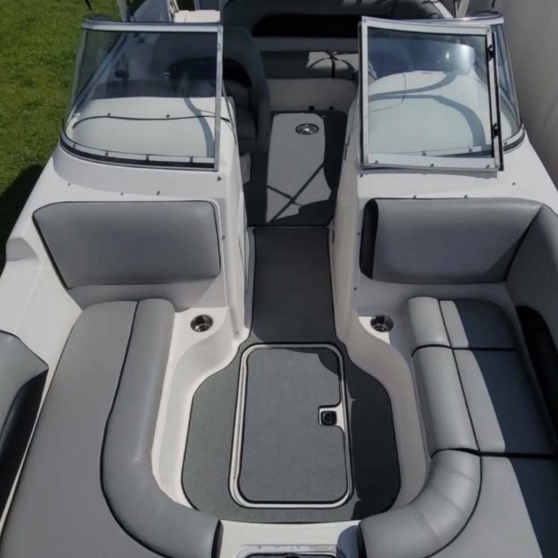 21’ Hurricane SD 217