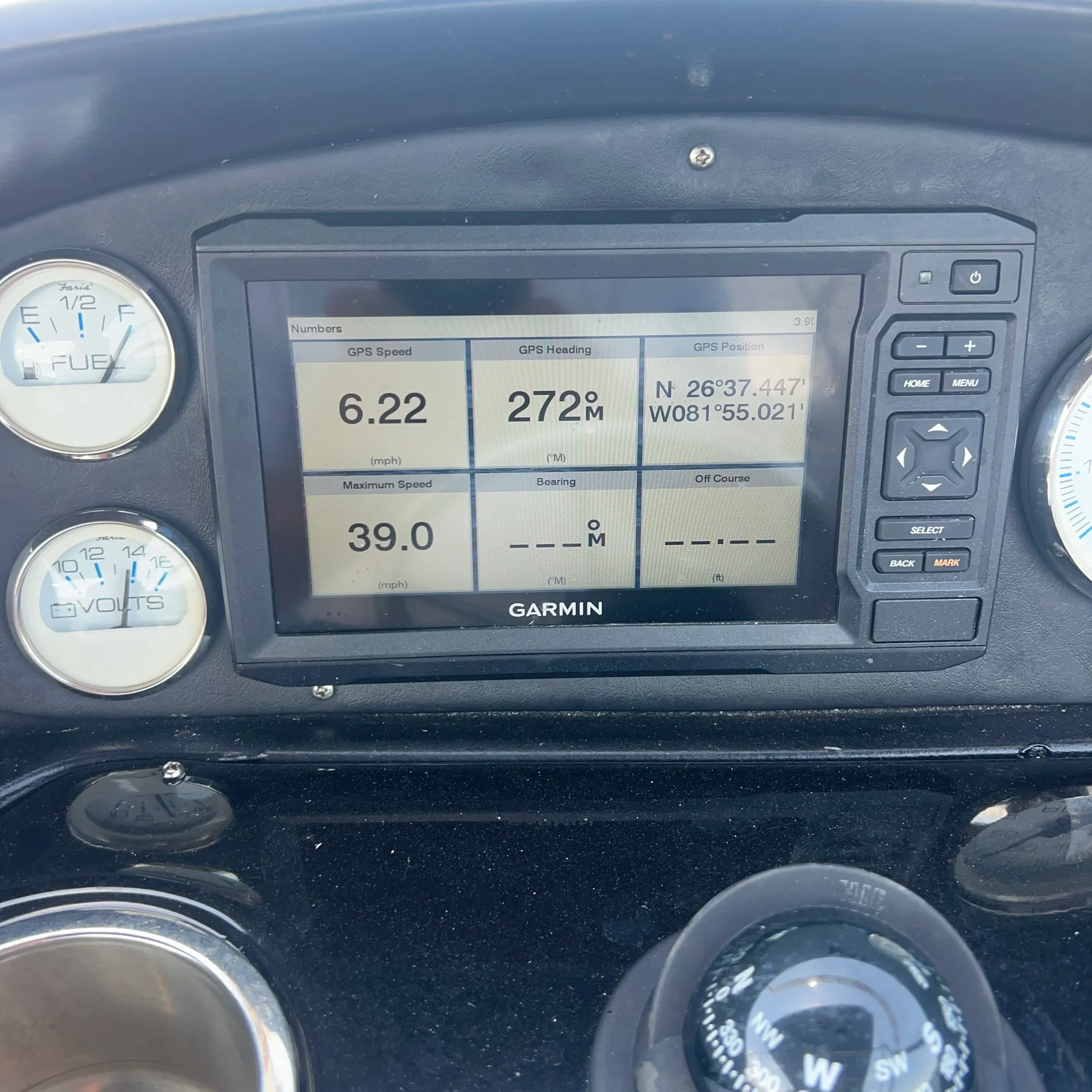 21’ Hurricane SD 217