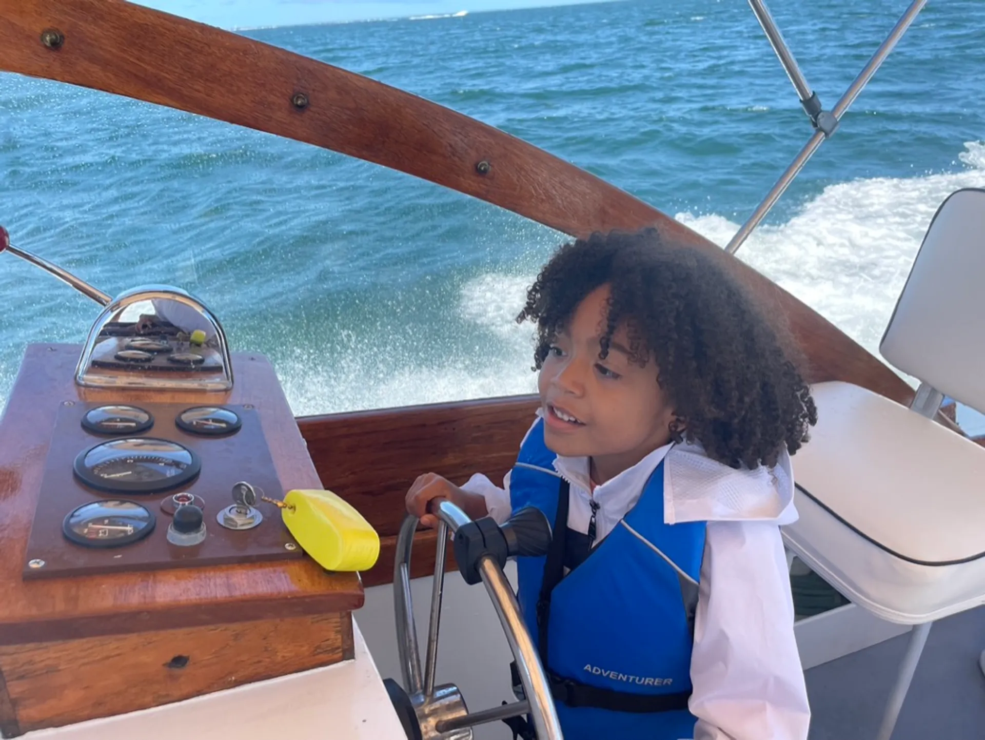 Spend the Day on Buzzards Bay aboard Petrel, a Dyer 29, 6 passengers