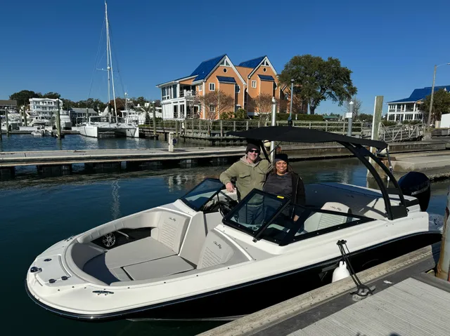 Rent a SEA RAY BOATS bow rider in Wilmington, NC near me