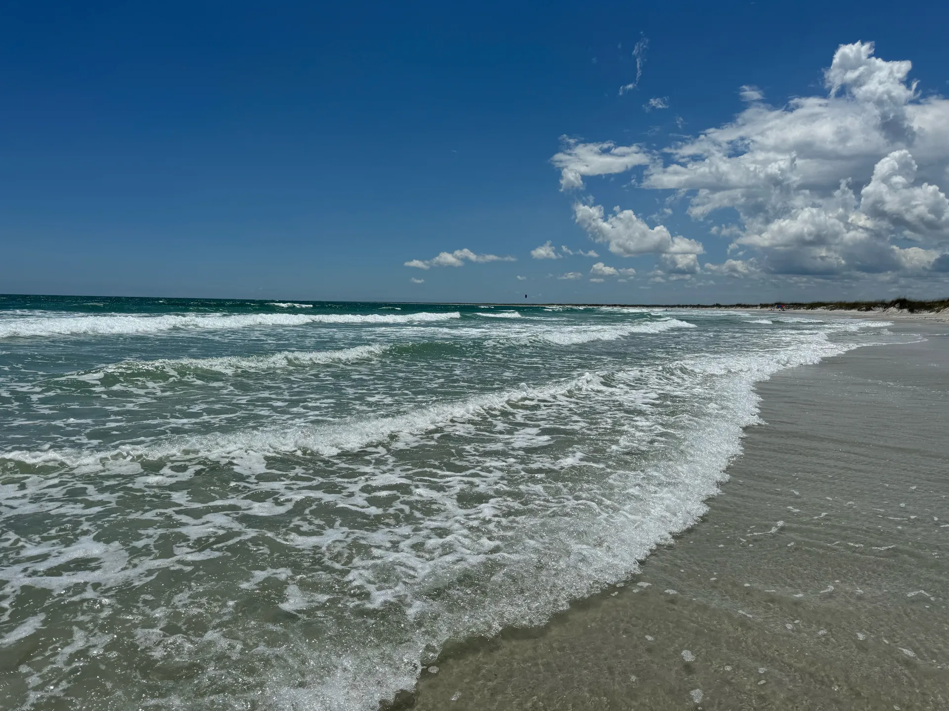     Sea Ray 21’ SPX Bow Rider. Enjoy the beach with no hassle!