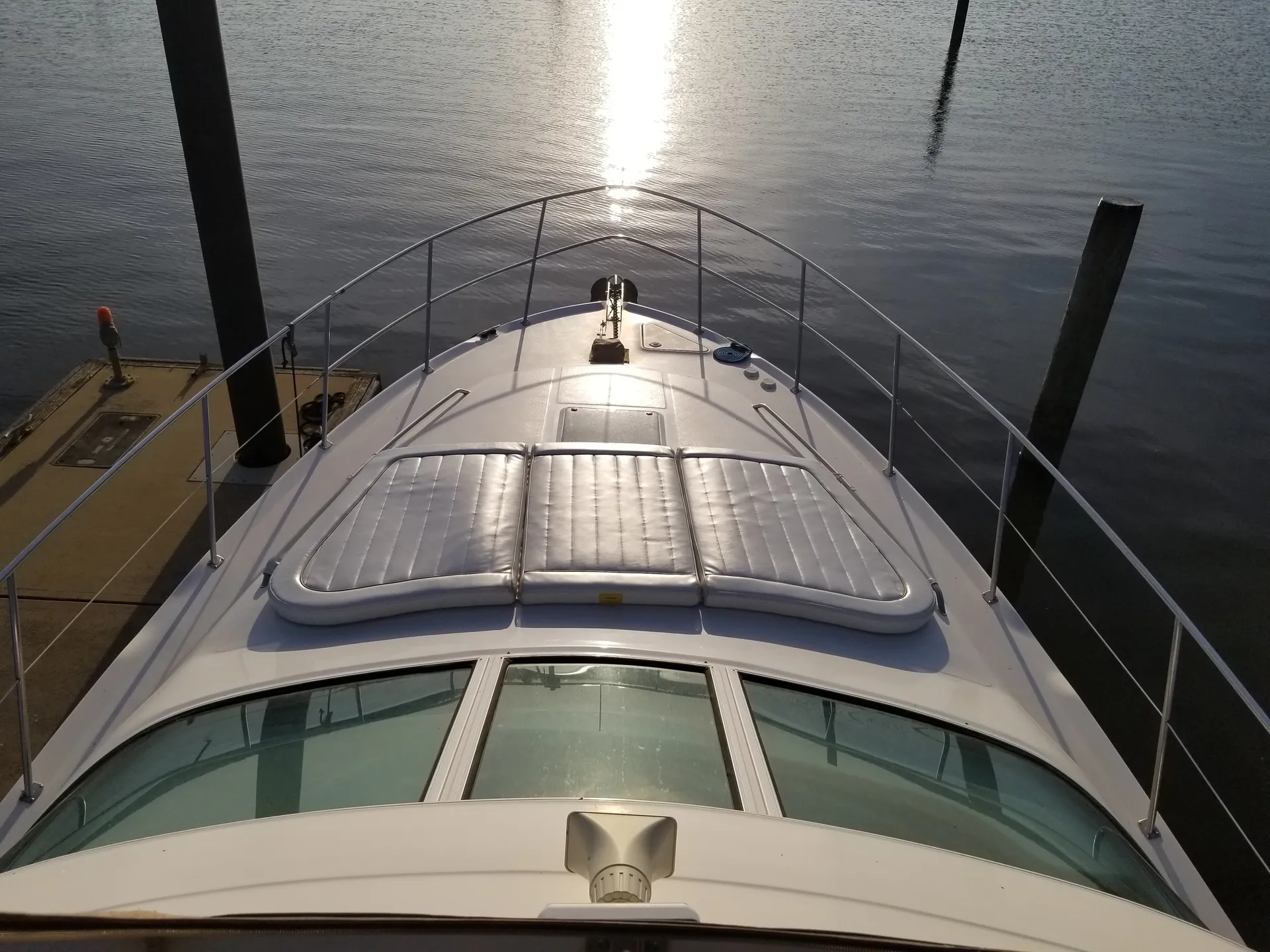 Paint, party and yacht with us! Climb aboard the 45ft Sea Ray