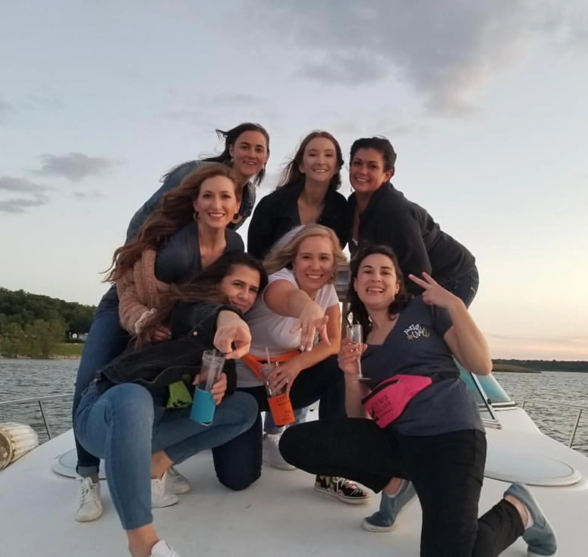 Paint, party and yacht with us! Climb aboard the 45ft Sea Ray