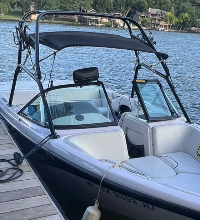 Rent a CORRECT CRAFT NAUTIQUE ski and wakeboard in Austin, TX near me