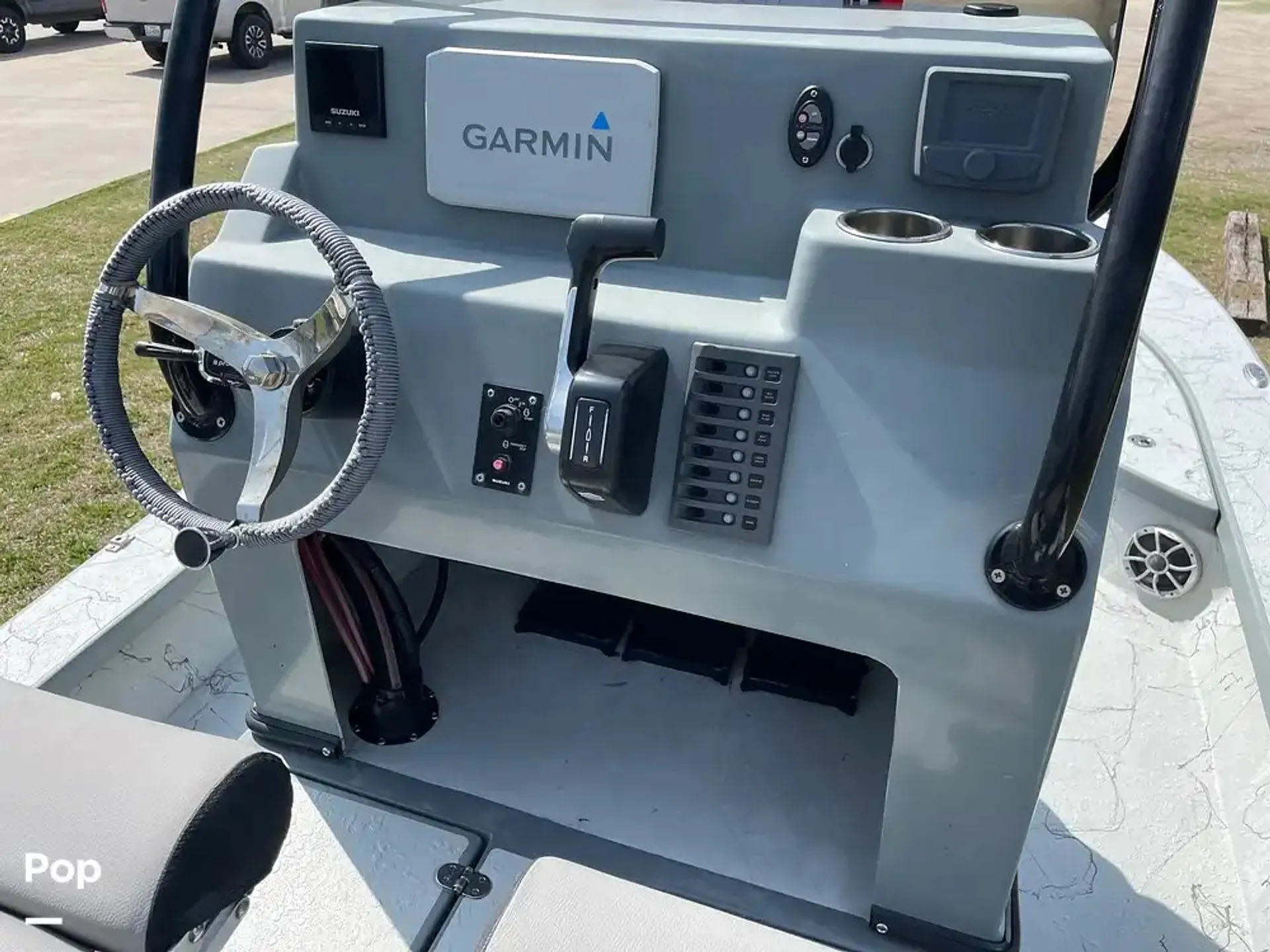 22' Saber Cat Fishing Boat Rental