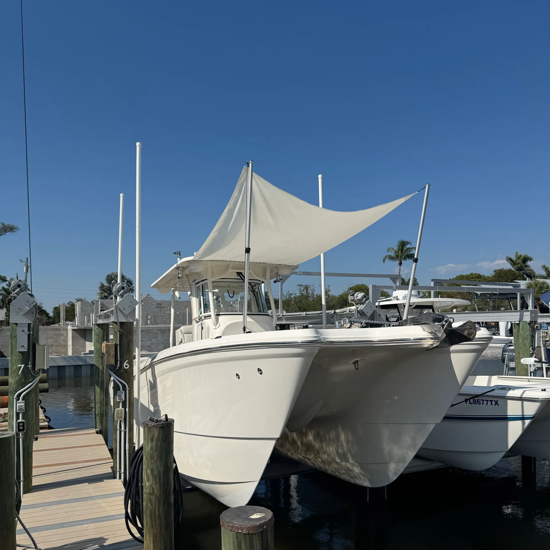 30' Worldcat with a Captain in  Naples, FL!