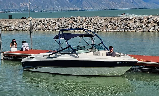 Rent a SEASWIRL BOATS bow rider in Eagle Mountain, UT near me