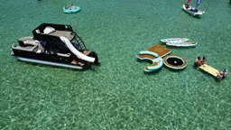 Harris Solstice 260 RD w Slide boat photo